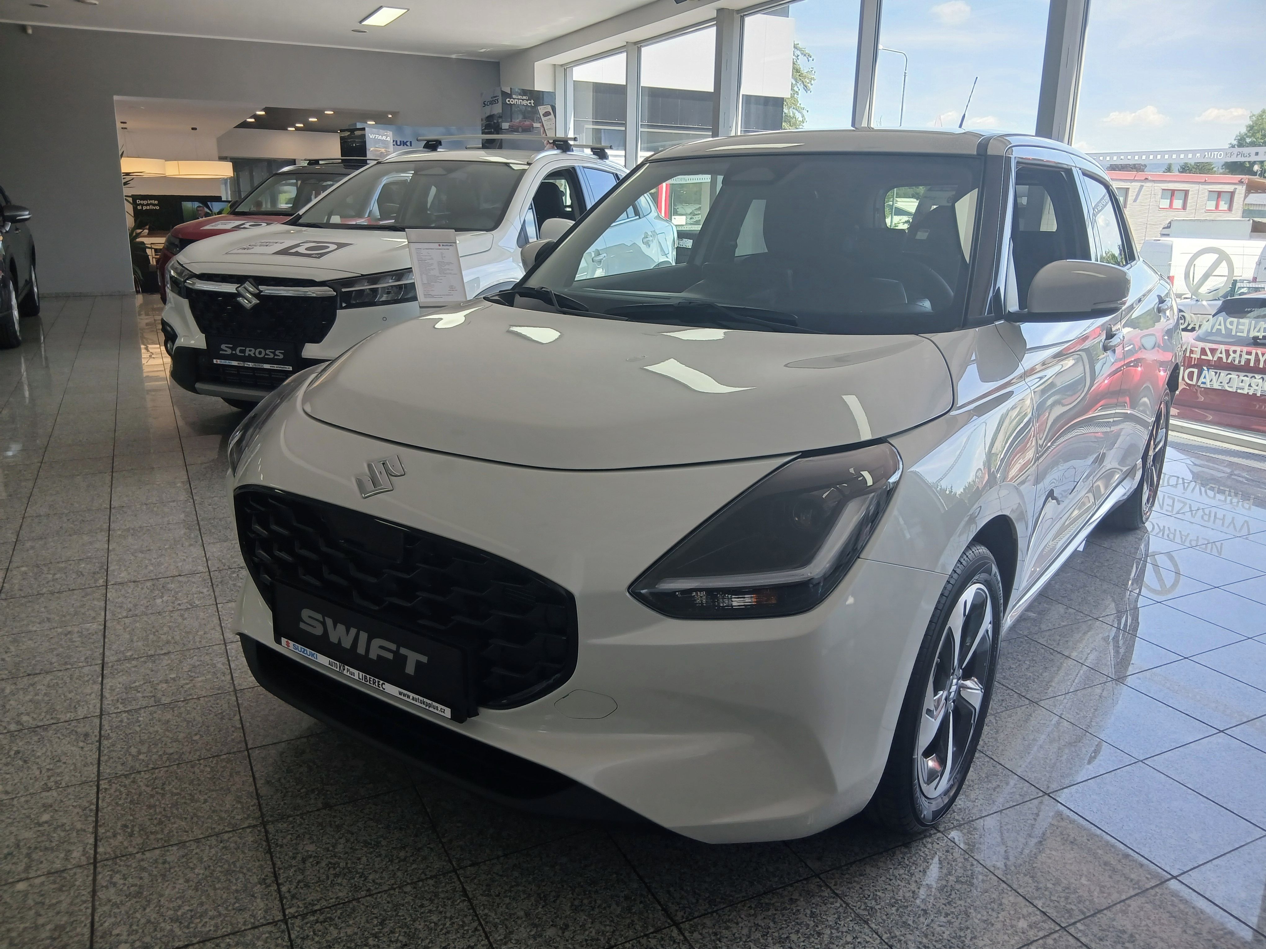 Suzuki Swift, 1,2 ELEGANCE + BONUS - fotka 2