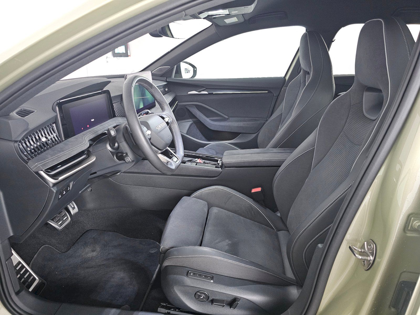 Škoda Superb, 2.0TDi 142kW 4X4 SPORTLINE WEB - fotka 6