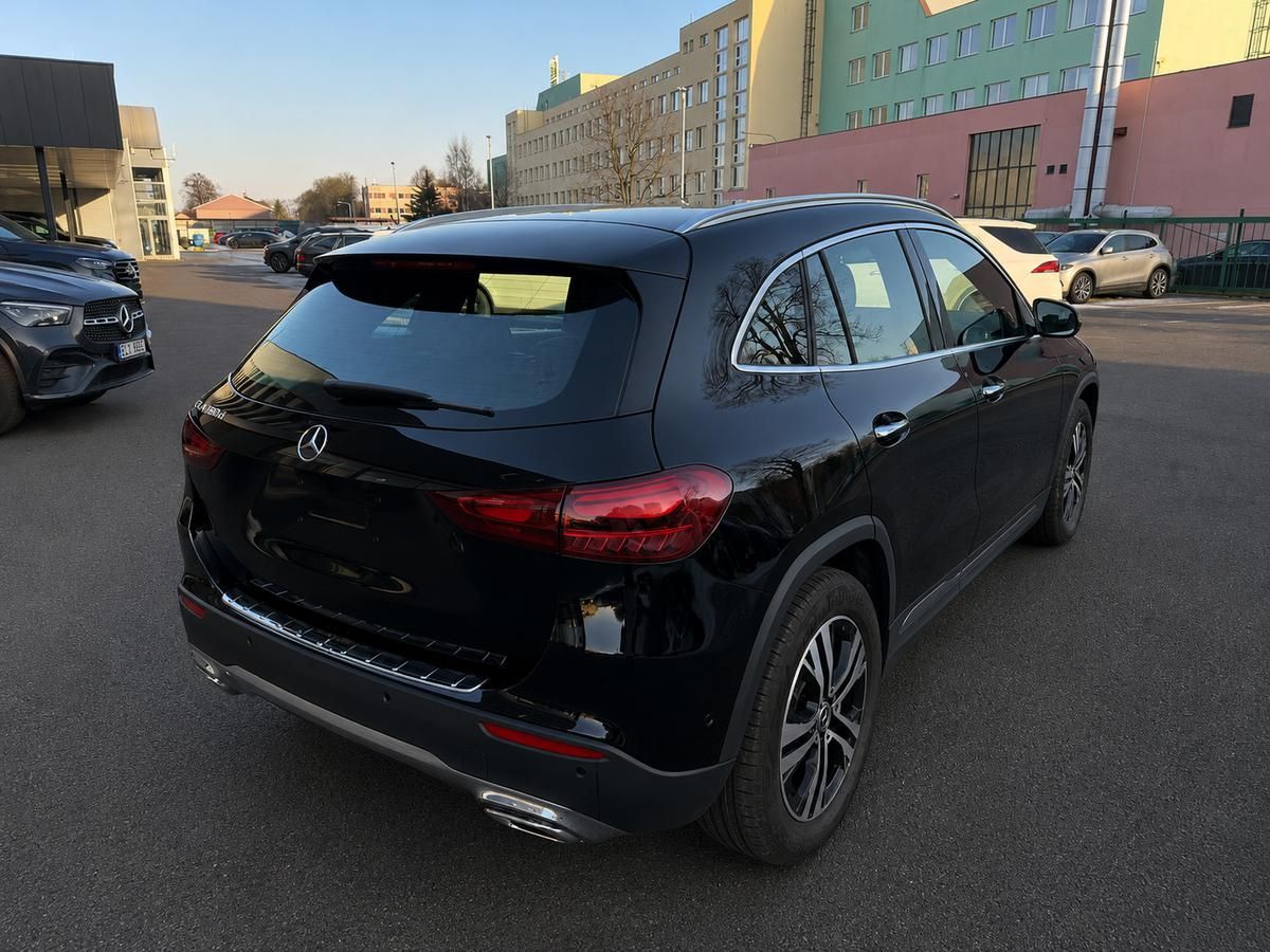 Mercedes-Benz GLA, 180 d - fotka 6