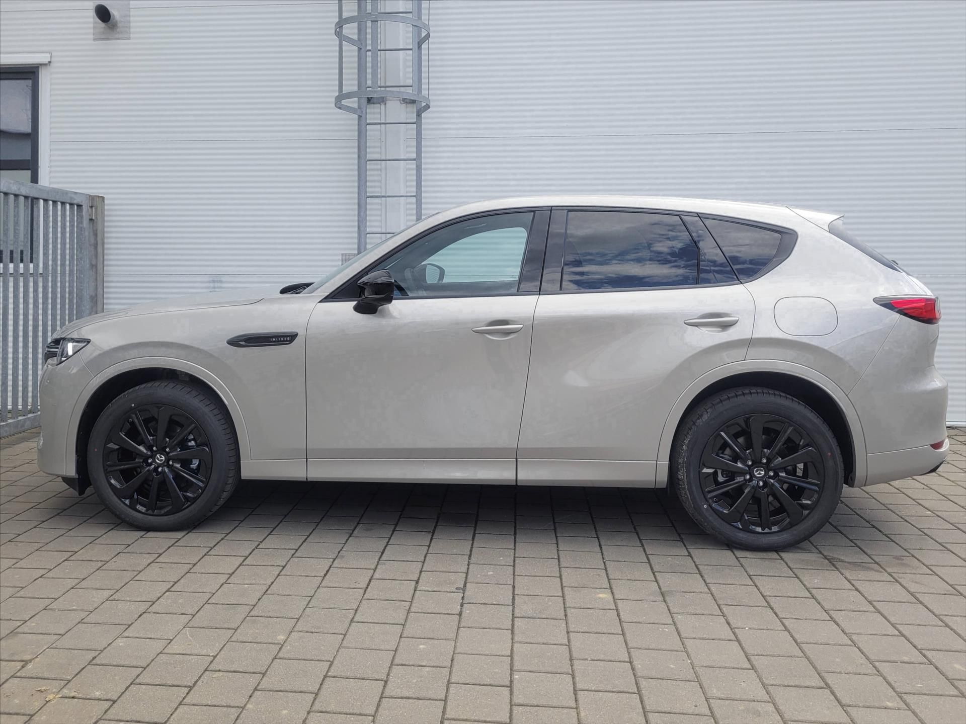 Mazda CX-60, 3,3 e-Skyactiv D254 8AT 4x4  H - fotka 6