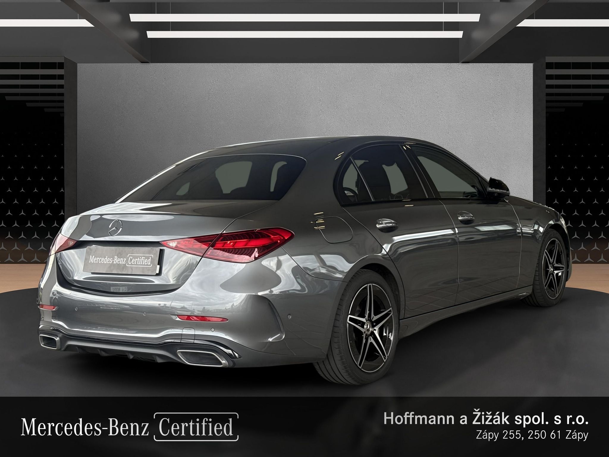 Mercedes-Benz Třídy C, 220d AMG Premium Plus - fotka 5