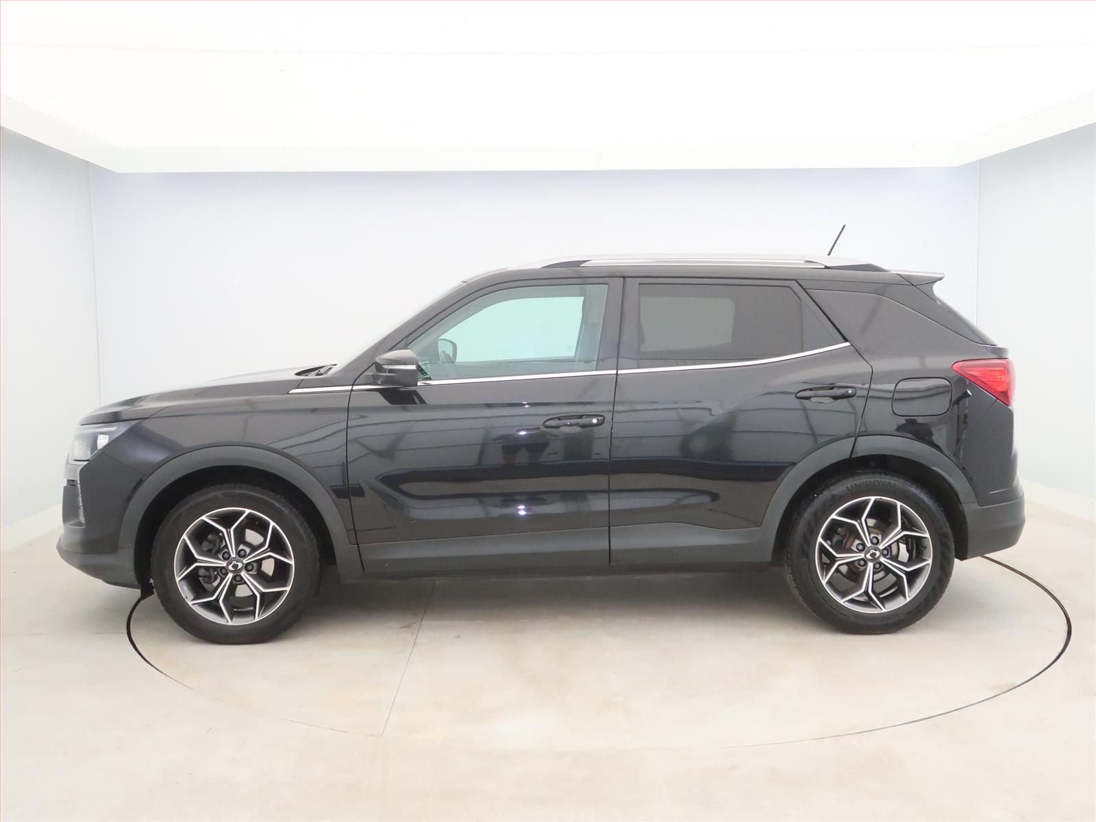 SsangYong Korando, 1.5 T-GDI, Automat, Serv.kniha - fotka 3