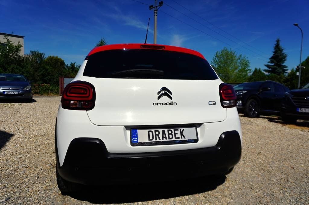 Citroën C3, SHINE 1,2 PT 60 kW - fotka 5