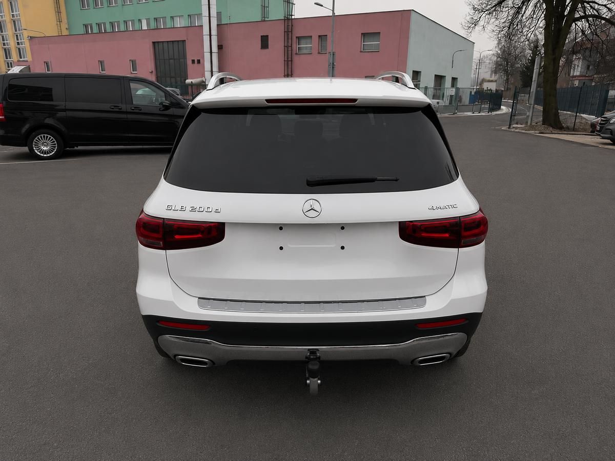 Mercedes-Benz GLB, 200 d 4MATIC - fotka 6