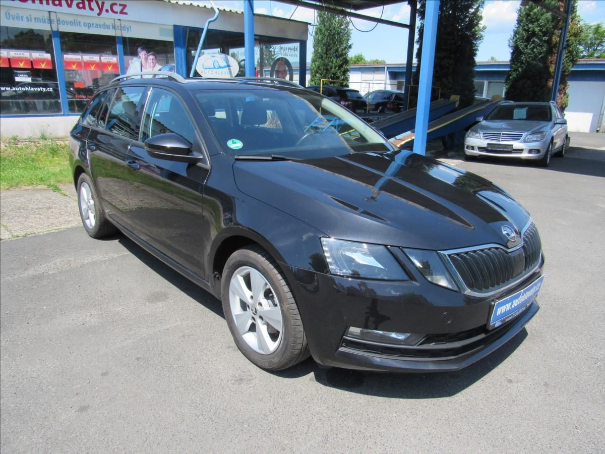 Škoda Octavia, 1,6 TDi 85kW Style - fotka 3