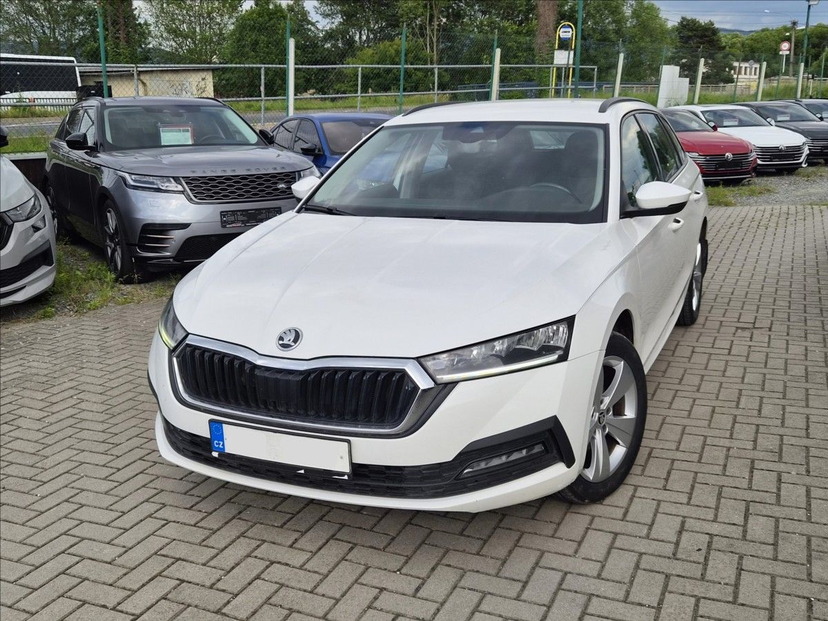 Škoda Octavia, 2,0 TDi AMBITION *VYHŘ.SEDAČKY