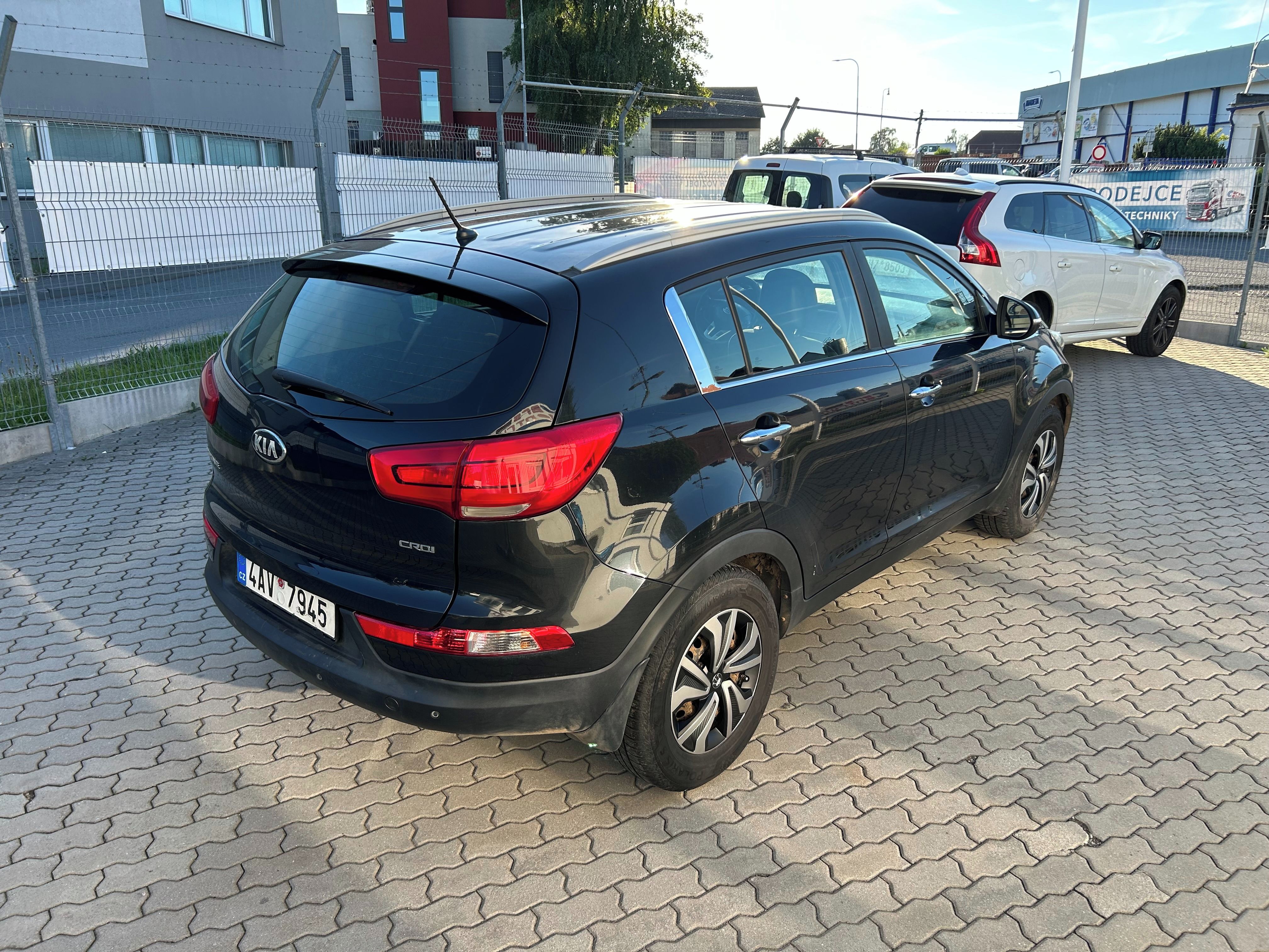 Kia Sportage, 2.0CRDI / 4x4 / Automat - fotka 3