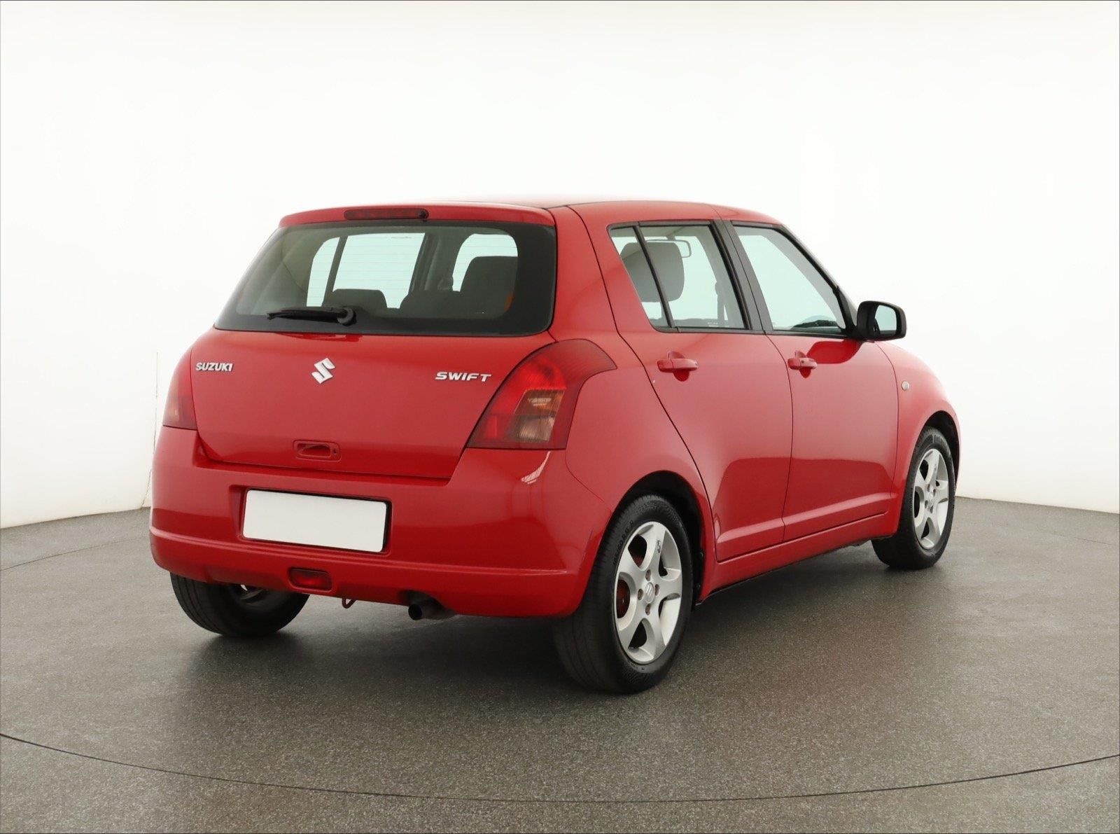 Suzuki Swift, 1.3, jezdí výborně - fotka 5