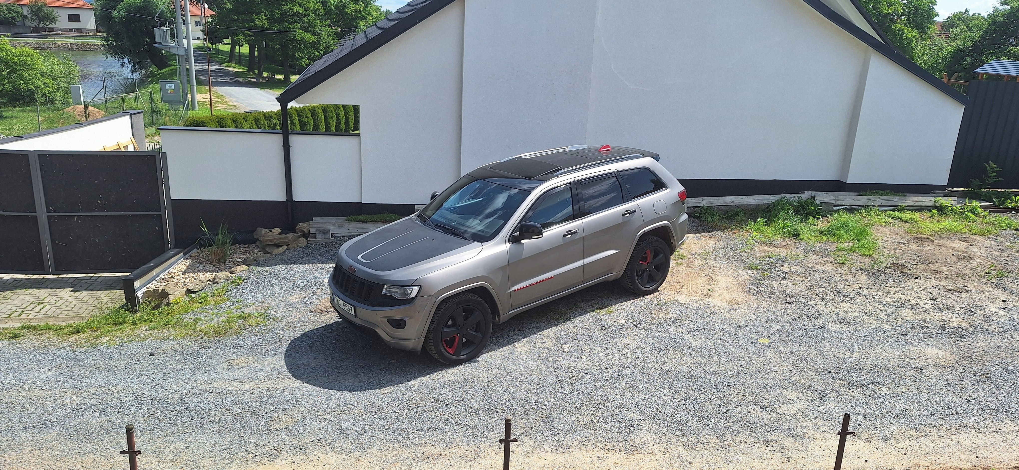 Jeep Grand Cherokee, 3.0 CRD OVERLAND, Odpočet DPH. - fotka 2