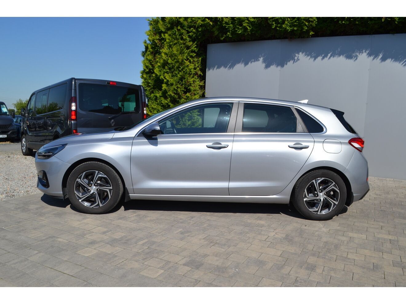 Hyundai i30, 1.0T-GDI SMART ALU16 - fotka 2