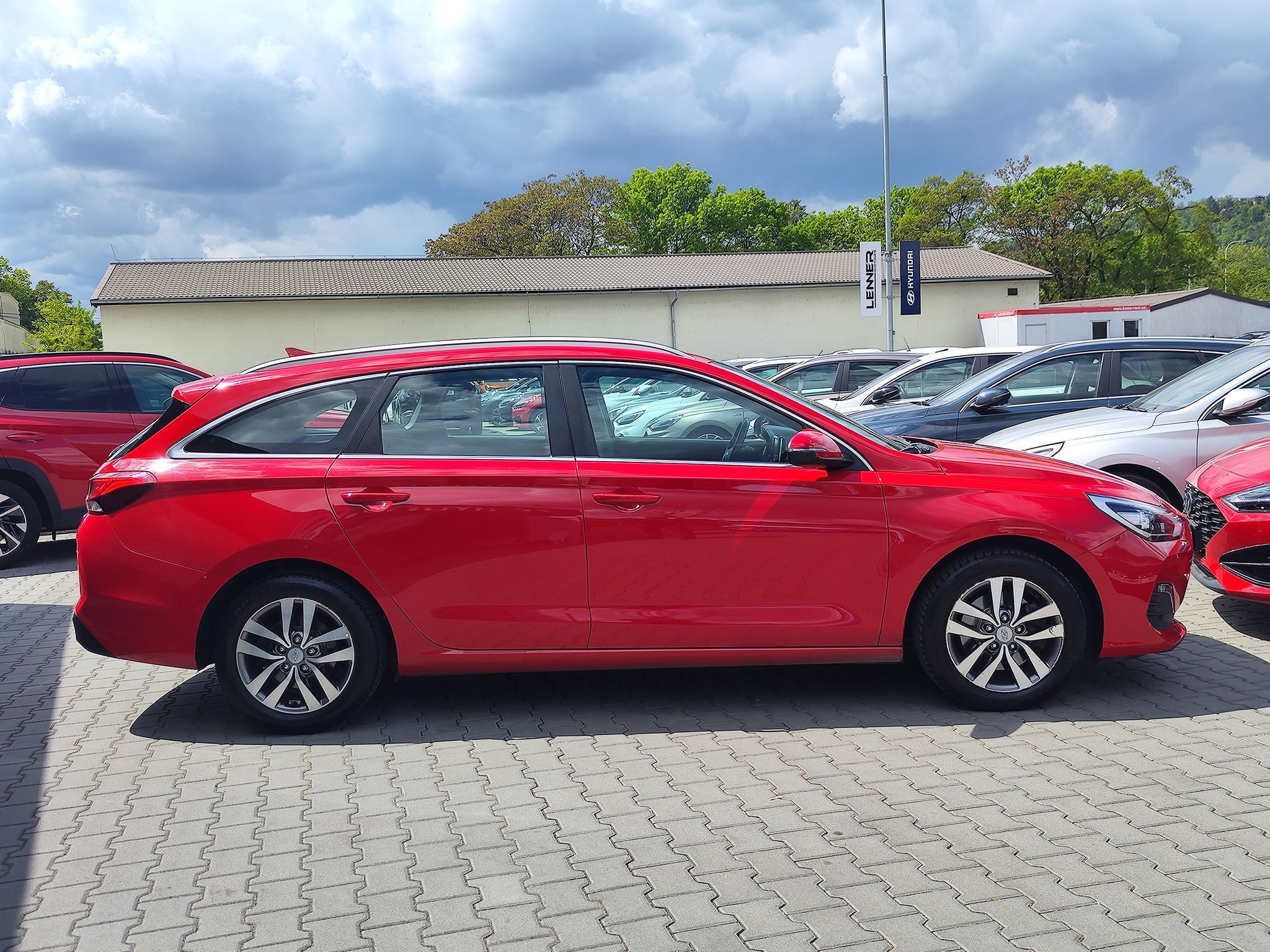 Hyundai i30, 1.6 CRDi/100kW Style DCT - fotka 4