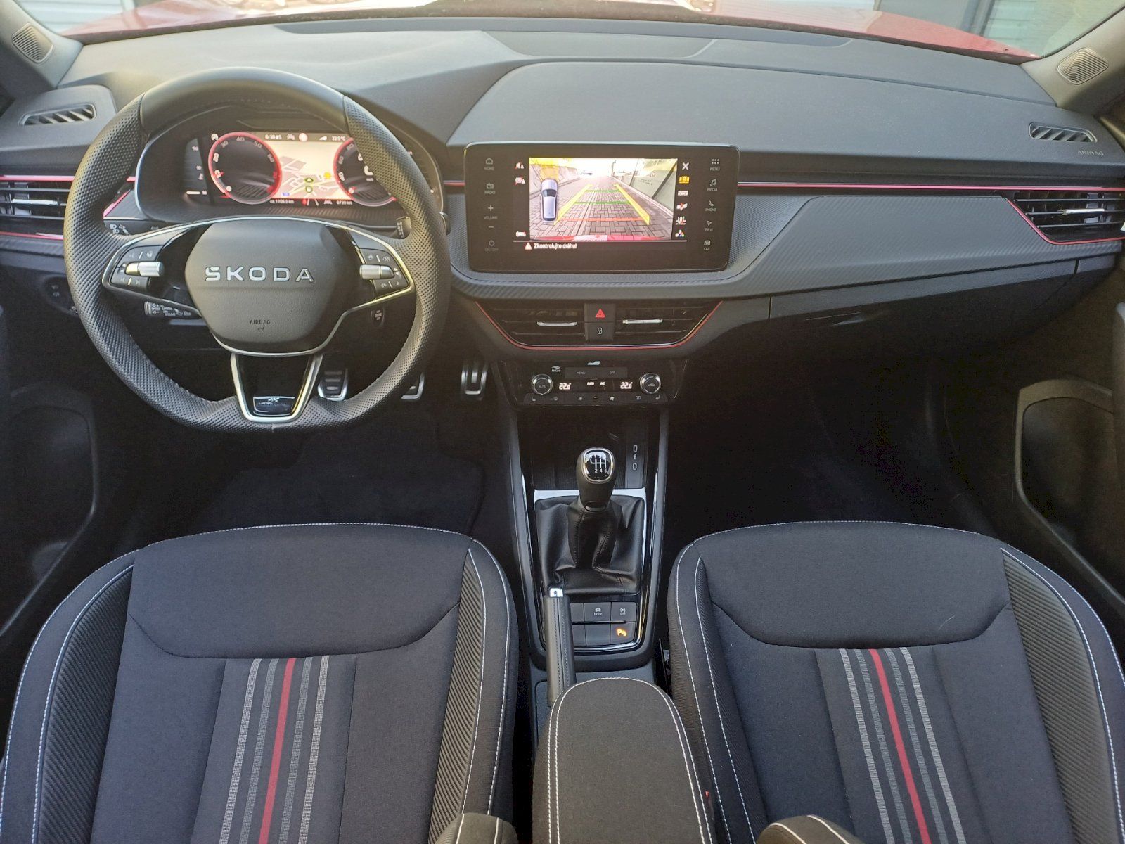 Škoda Kamiq, Monte Carlo TSI 1.0 / 85 kW M6 - fotka 5