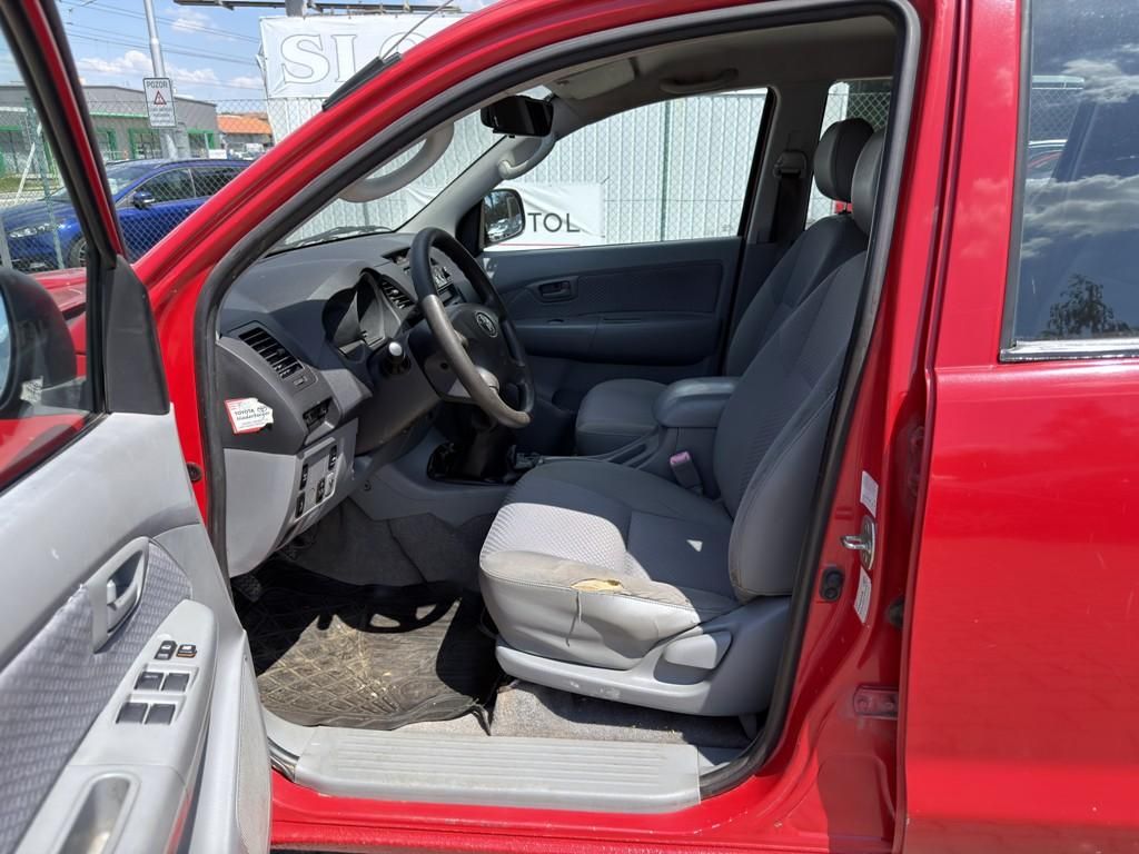 Toyota Hilux, 2.5 D-4D 4x4 - fotka 6