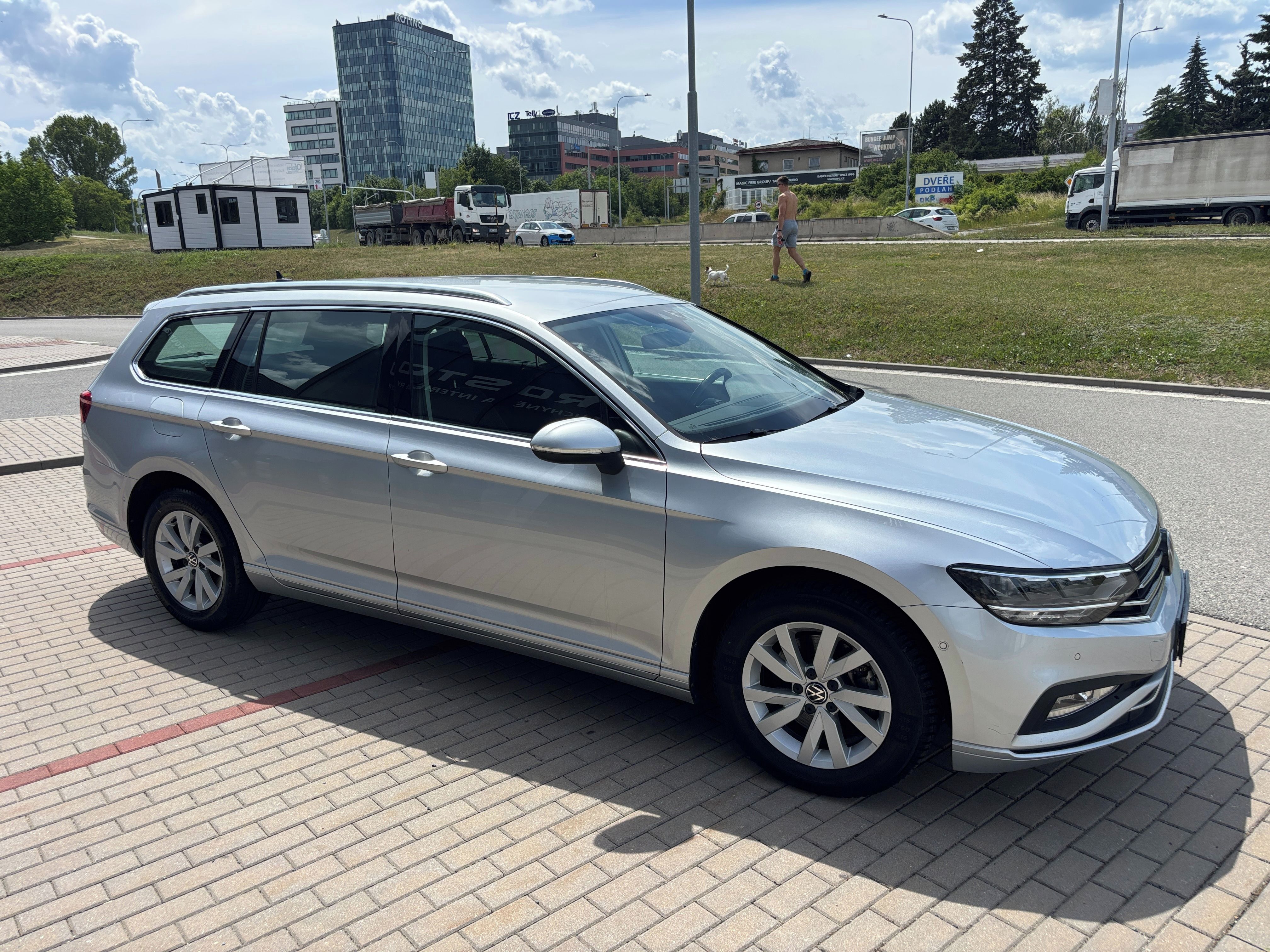 Volkswagen Passat, 1,5 TSi 110kW 1 Majitel DSG - fotka 4