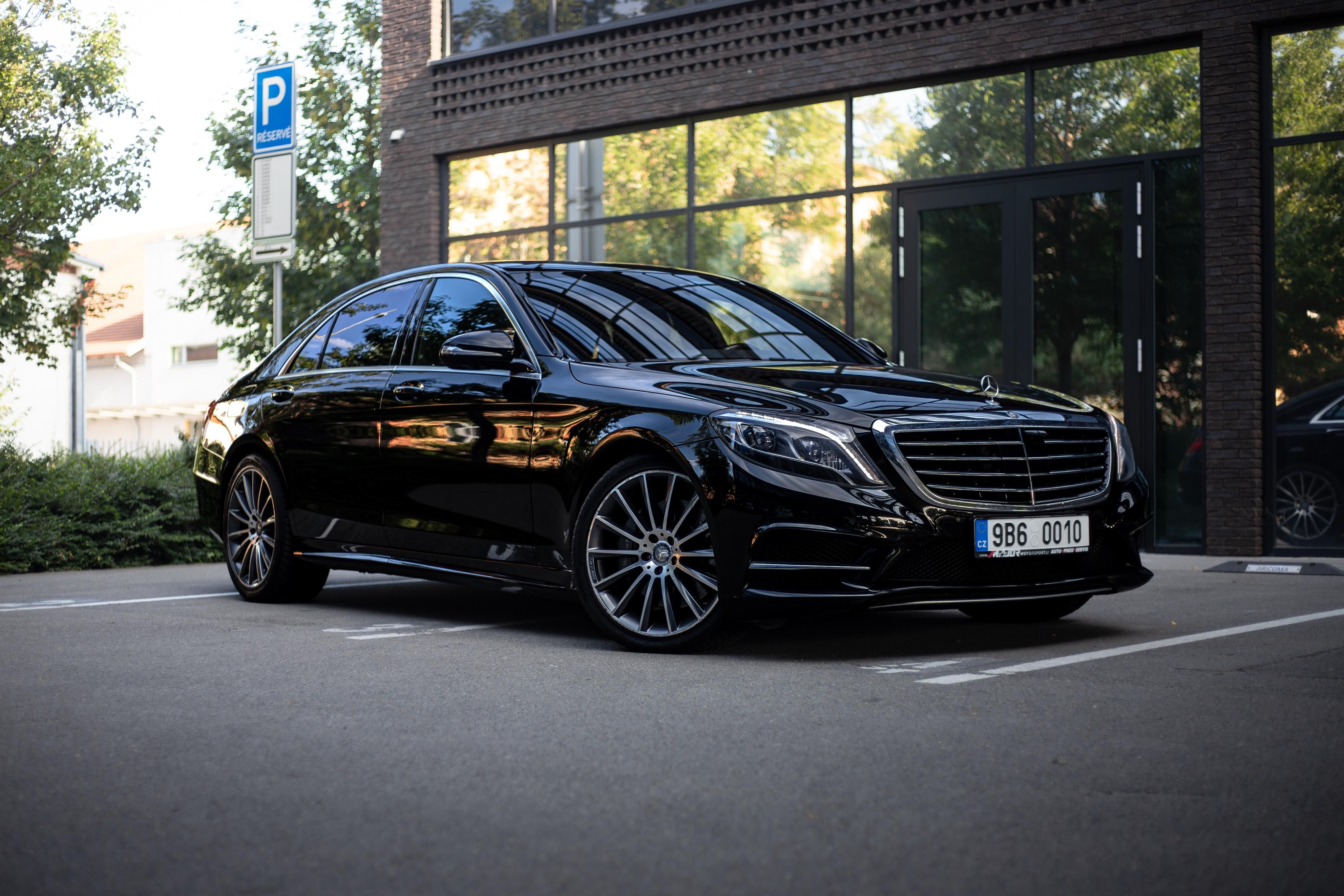 Mercedes-Benz Třídy S, Mercedes-Benz S500 4-matic L - fotka 3