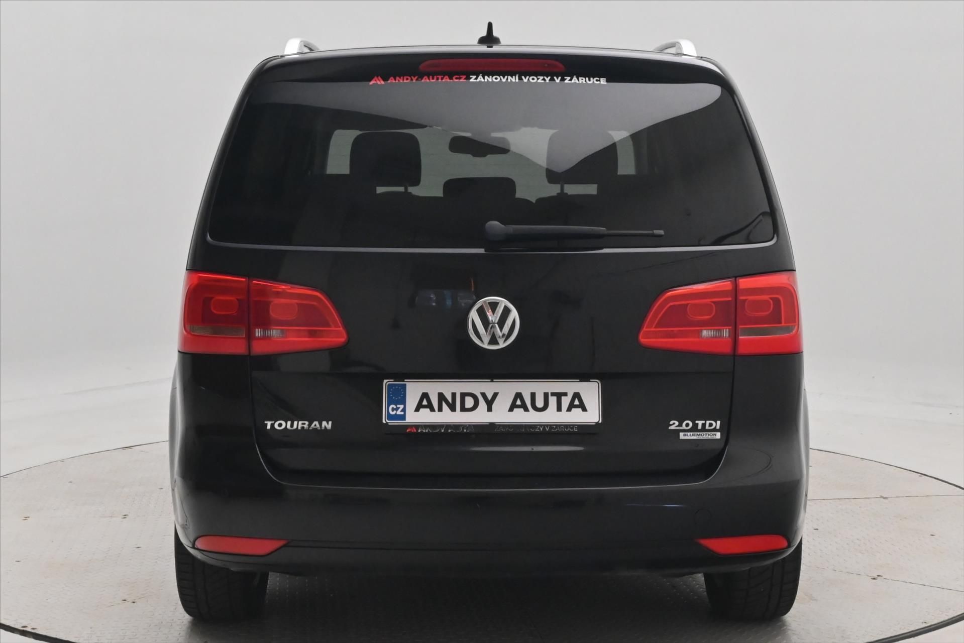 Volkswagen Touran, 2,0 TDI 103kW DSG 7 míst nová - fotka 6