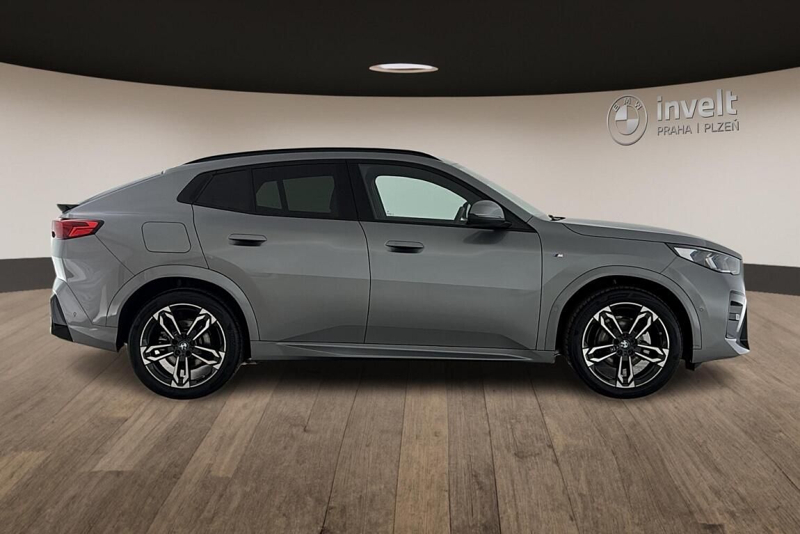 BMW X2, xDrive20d - fotka 2