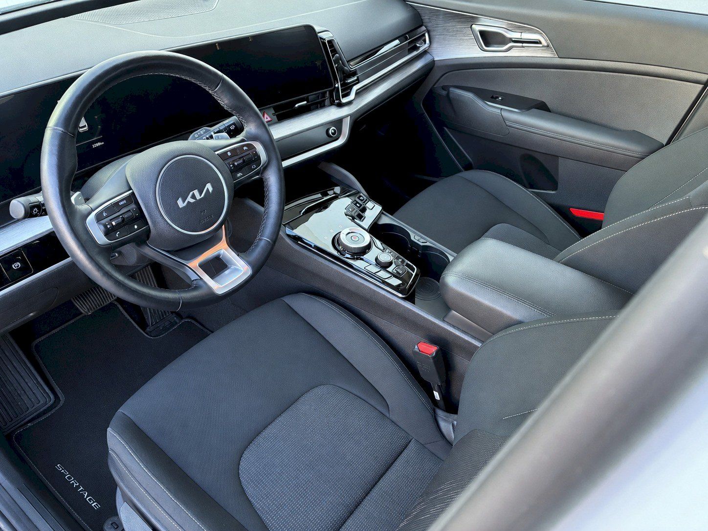 Kia Sportage, 1,6 T-GDI / 110 kW EXCLUSIVE 4 - fotka 5