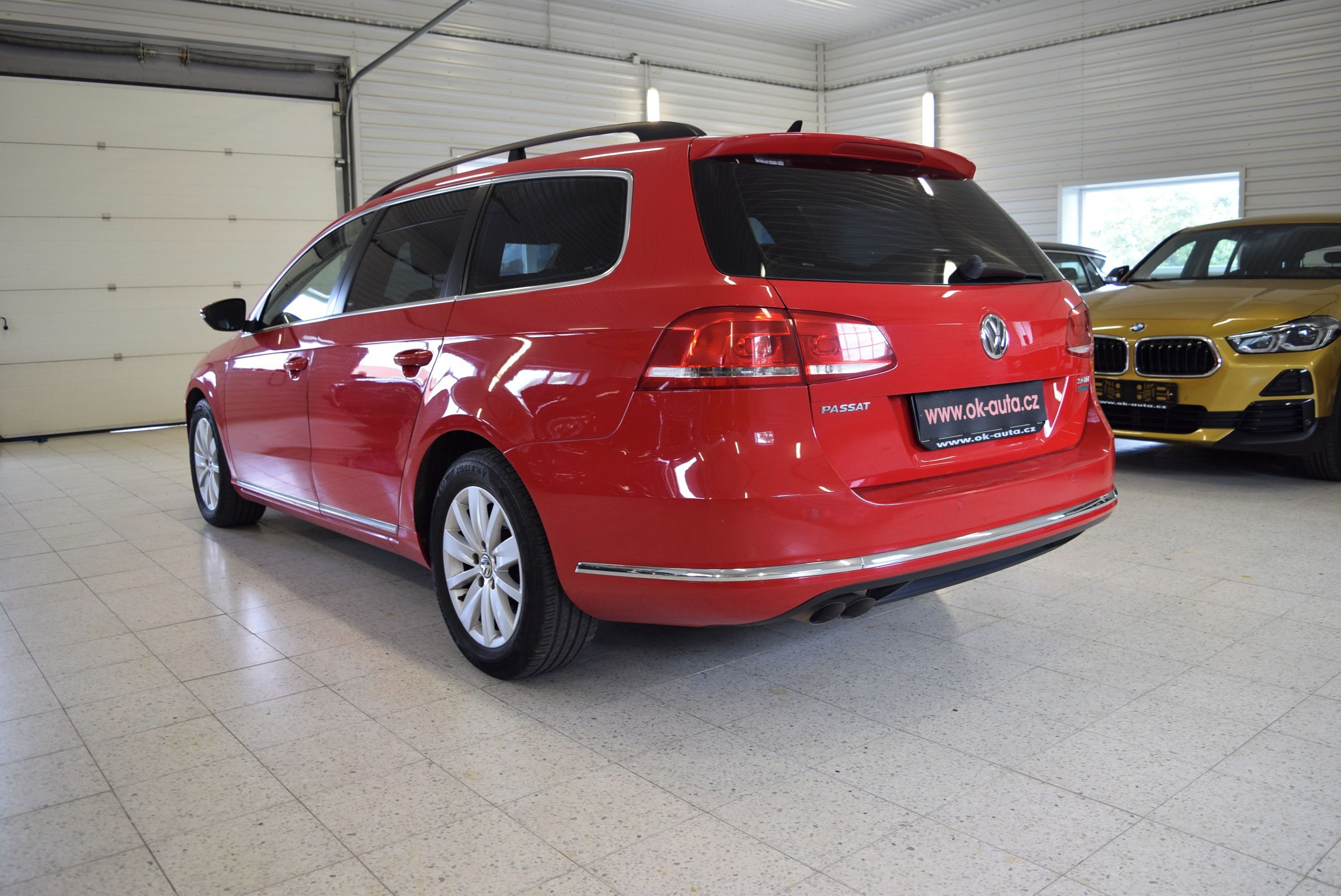 Volkswagen Passat Variant, 2.0 TDI DSG PRAVIDELNÝ SERRVIS - fotka 3