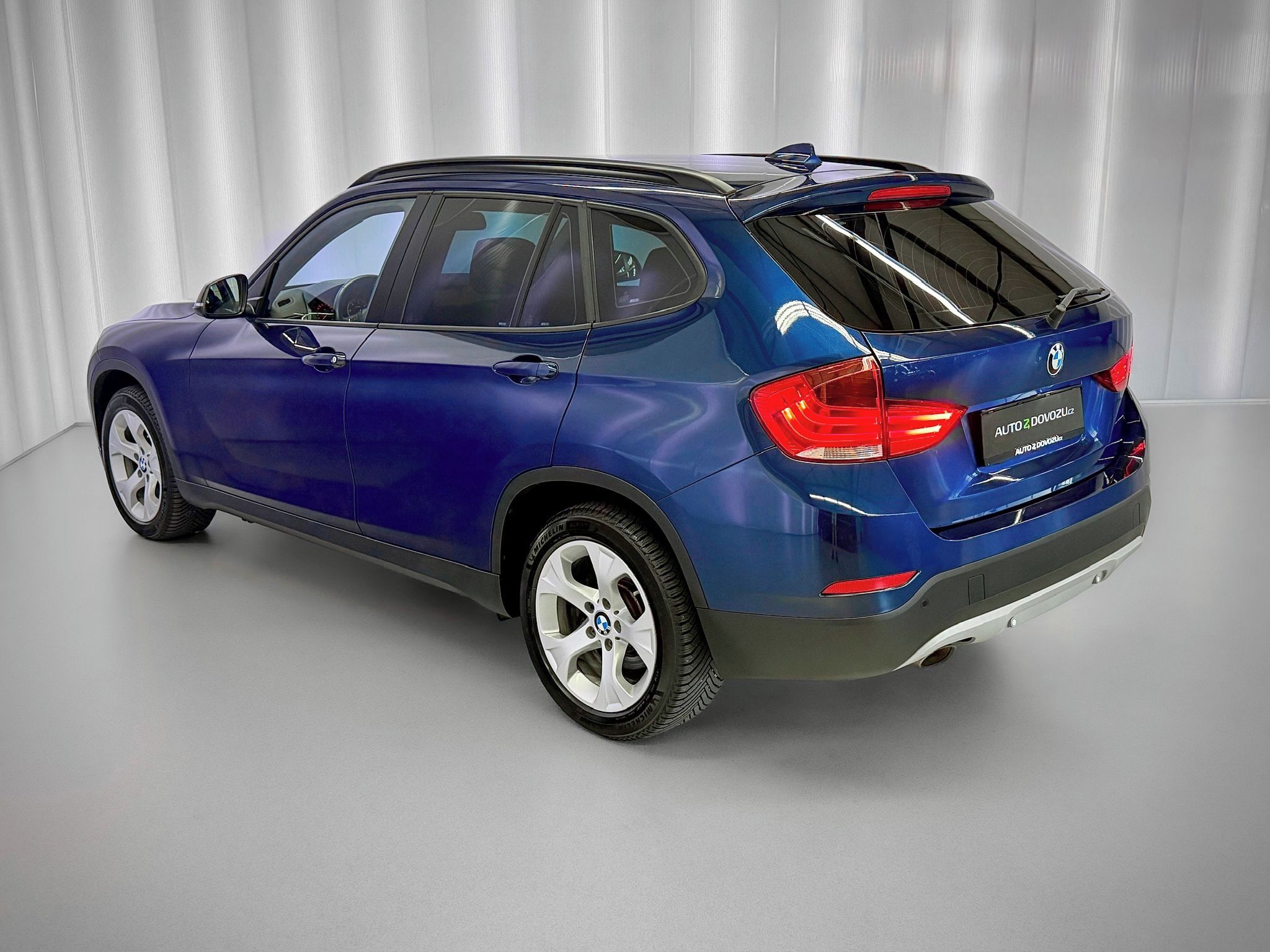 BMW X1, 2.0d xDrive ADVANTAGE, BI-XENO - fotka 5