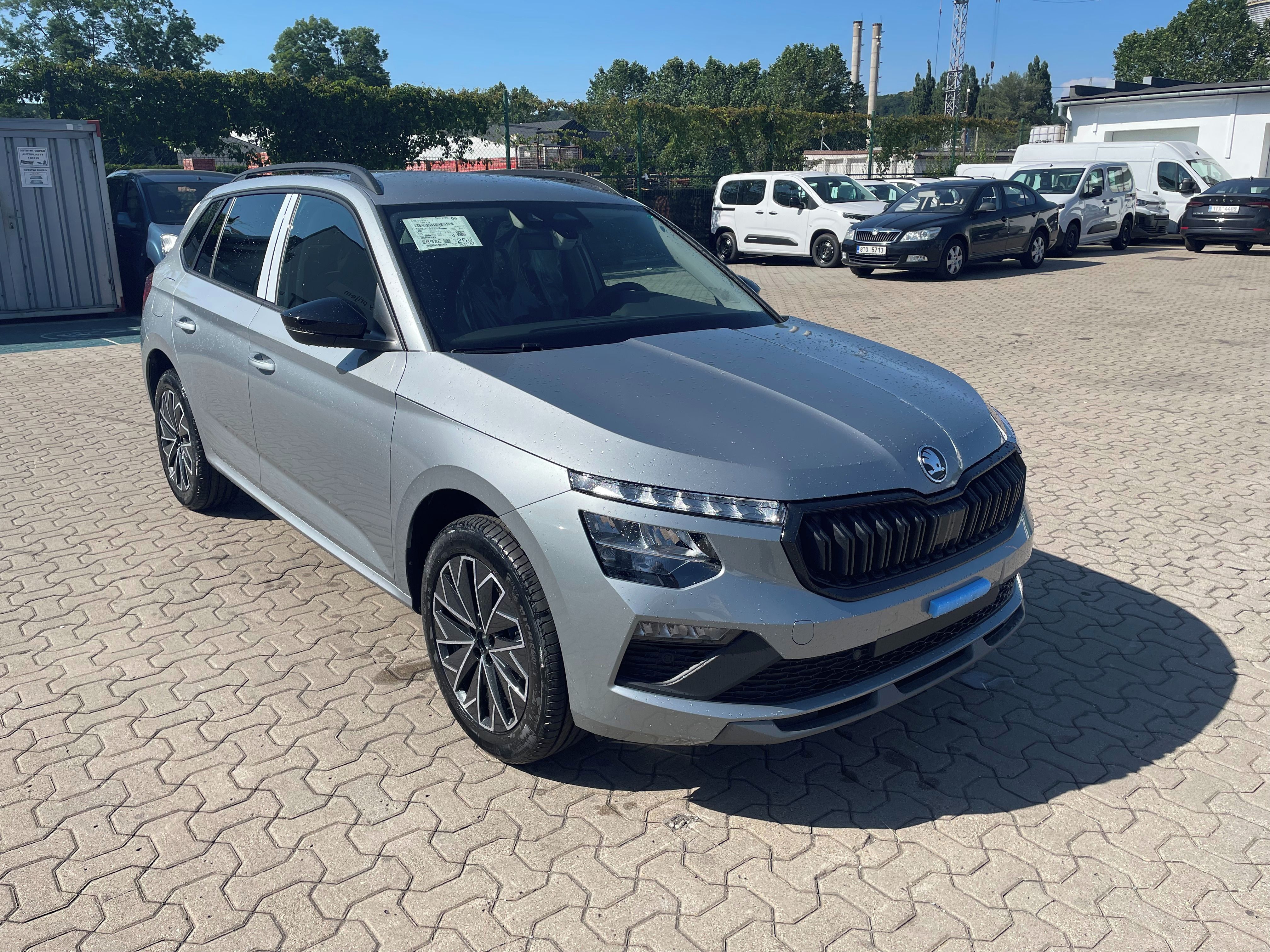 Škoda Kamiq, 1.0 TSI 85kW DSG Dynamic - fotka 4