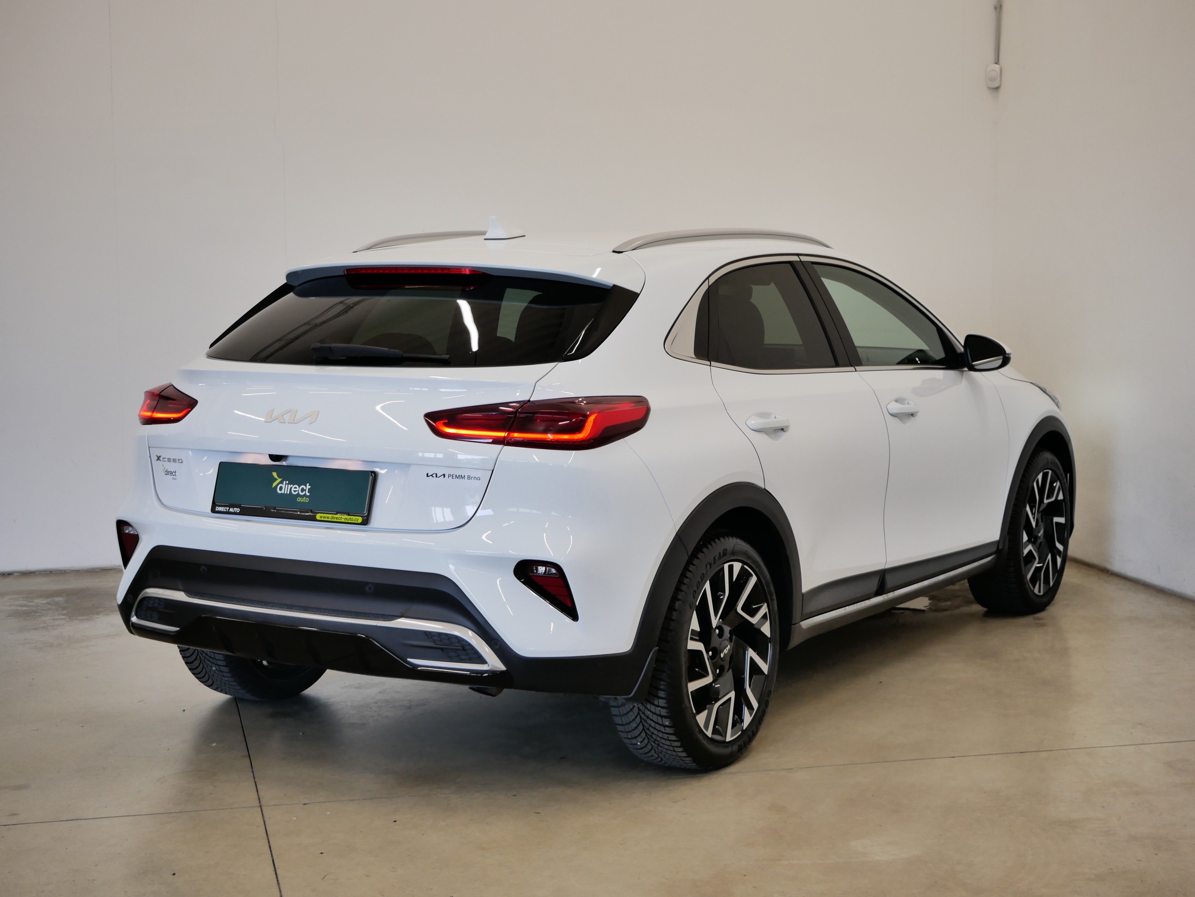 Kia XCee´d, 1.5 T-GDI 118 kW Exclusive - fotka 2