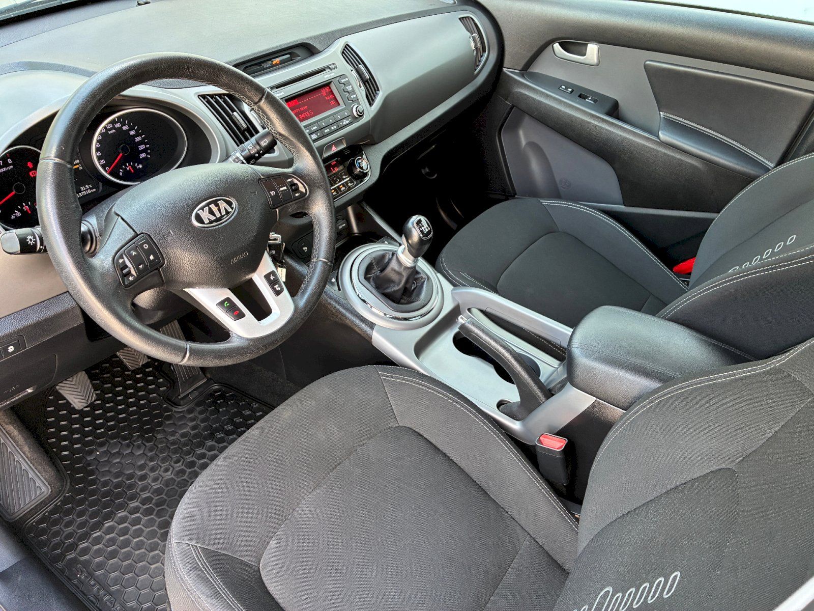 Kia Sportage, SL 1,6 GDI / 99 kW Exclusive - fotka 5