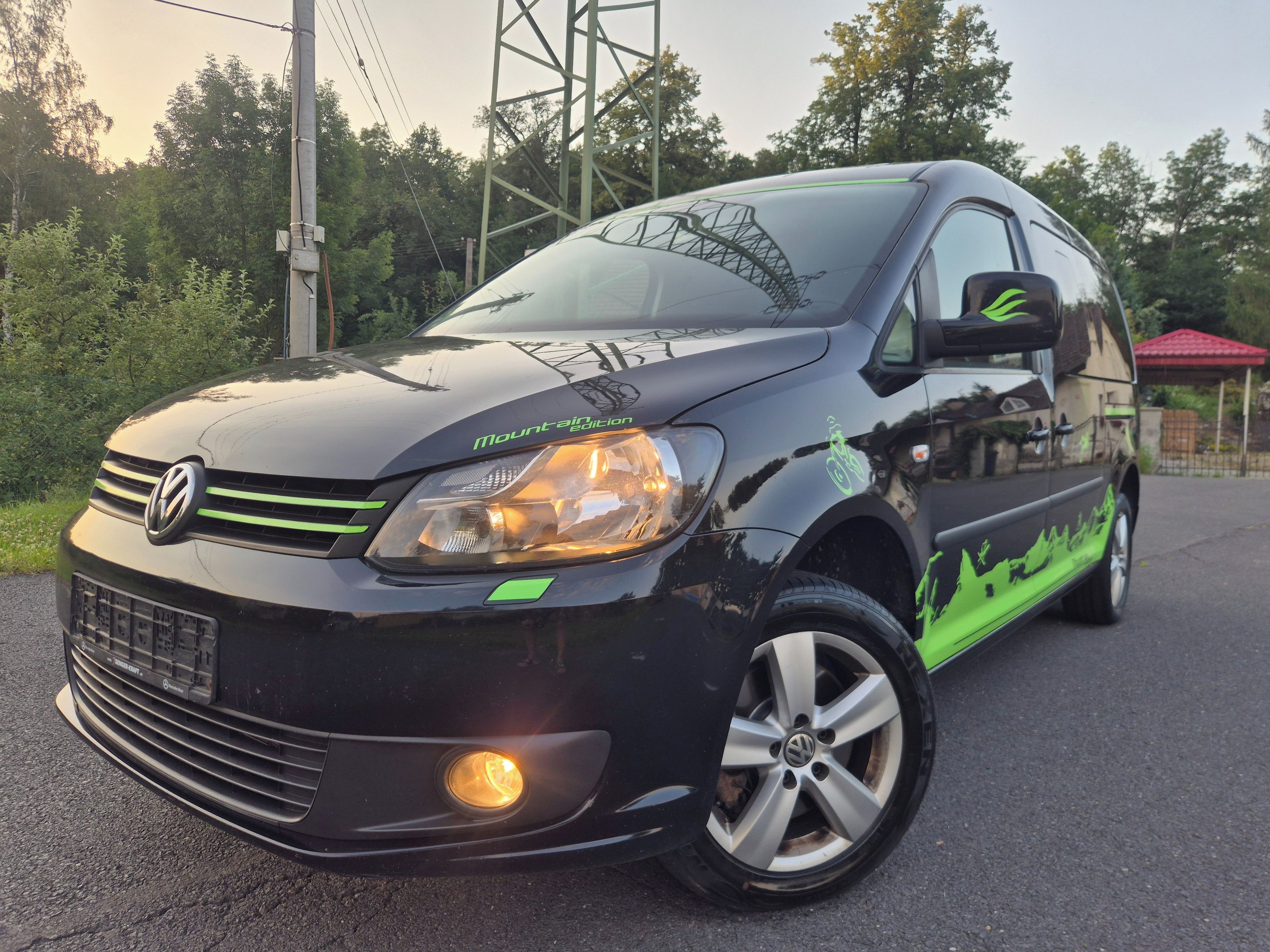 Volkswagen Caddy, 1 maj.plný servis MAXI 7 MIST