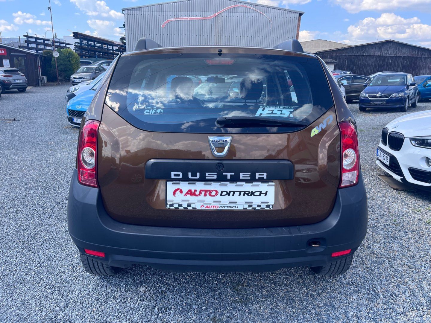 Dacia Duster, 1.6i 16V 4X4 - fotka 6