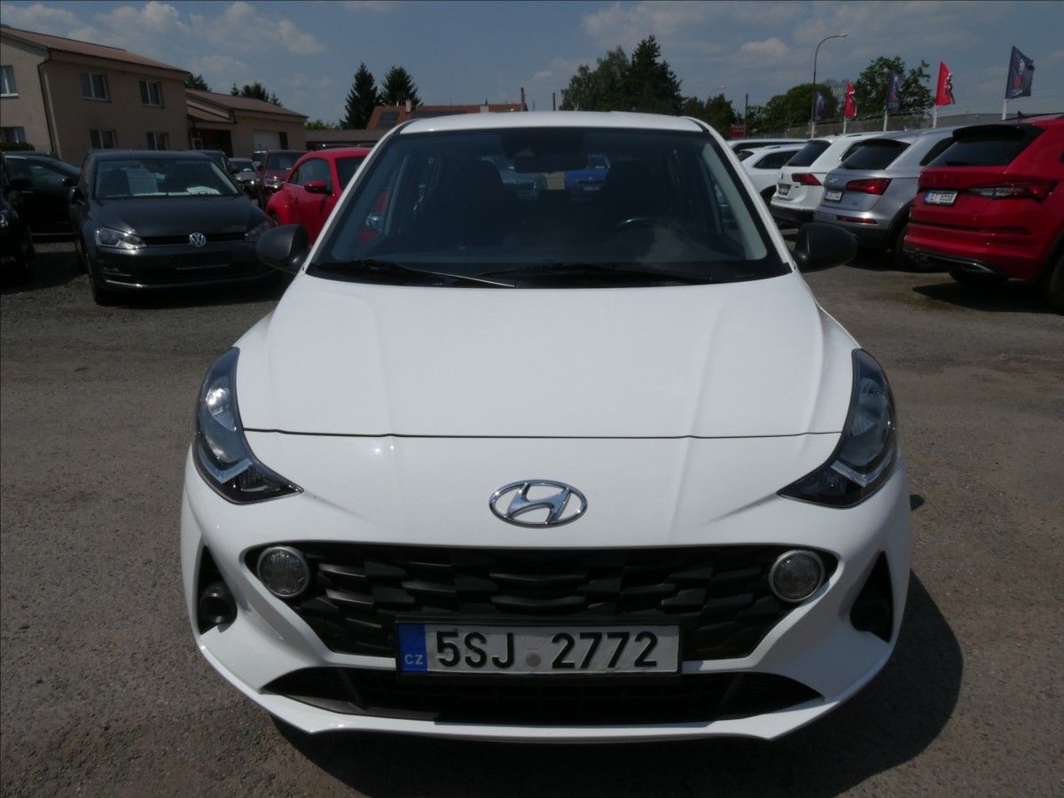 Hyundai i10, 1,0 i 49kW 1.majitel, DPH, ČR - fotka 2