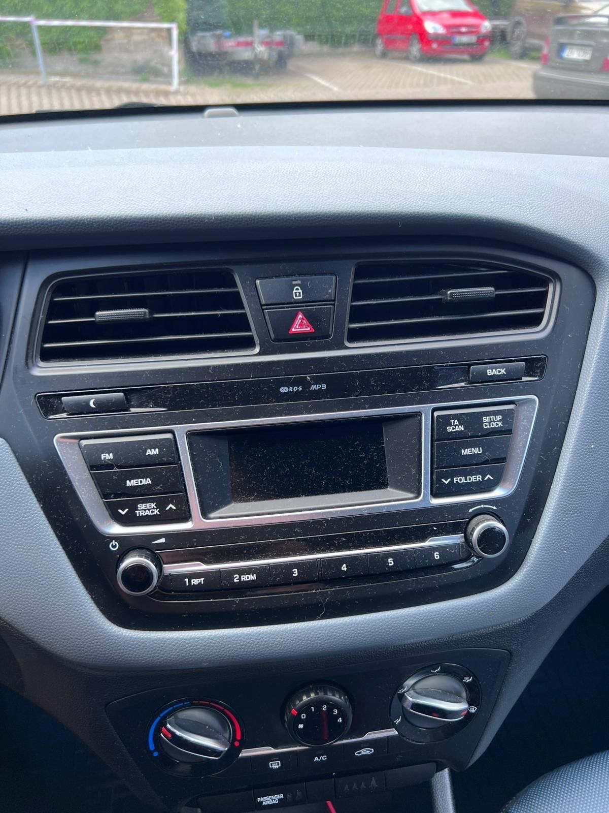 Hyundai i20, 76tis.km,CZ puvod, 1.2b. 55kW - fotka 6