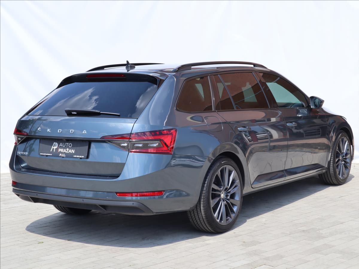 Škoda Superb, 2,0 TDI DSG ACC DCC Kamera LED - fotka 6