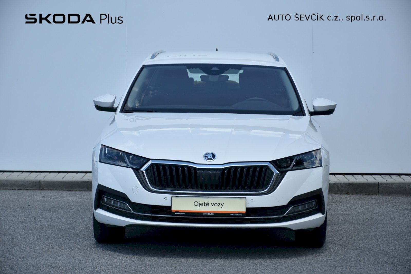 Škoda Octavia, Style Plus 1.5 eTSI DSG - fotka 4