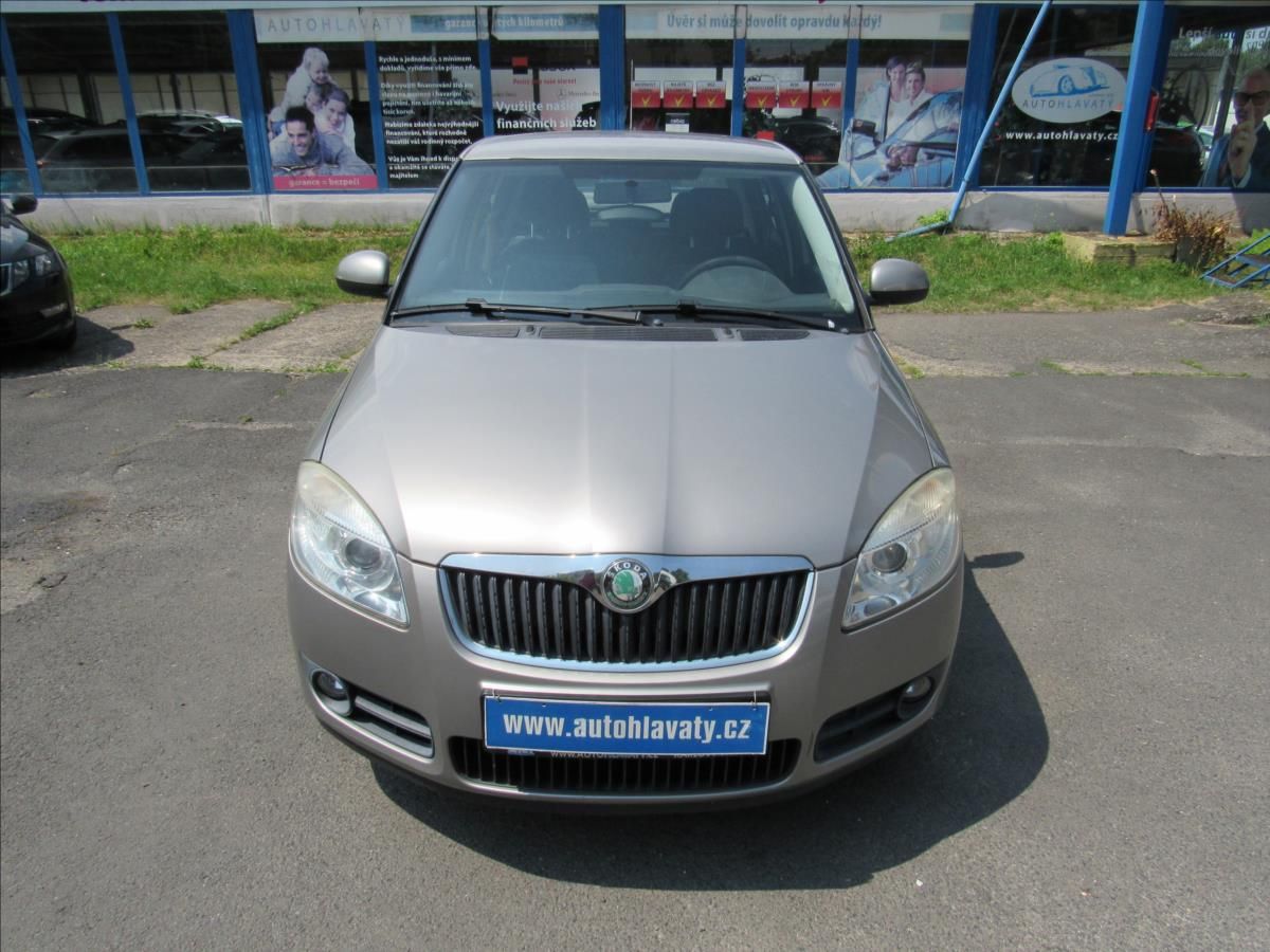 Škoda Fabia, 1,2 HTP 44KW Ambiente - fotka 2