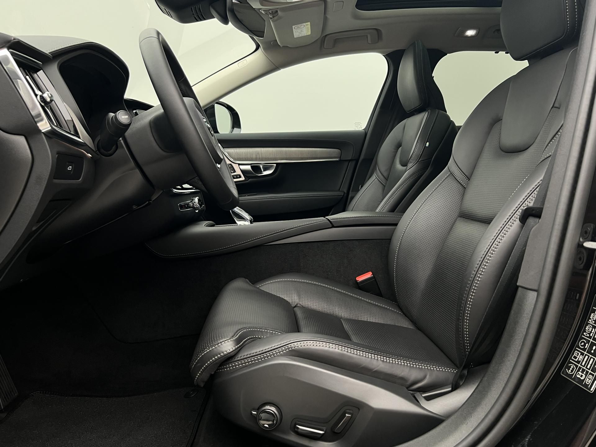 Volvo V90, CC B5 AWD ULTIMATE BRIGHT AUT - fotka 3