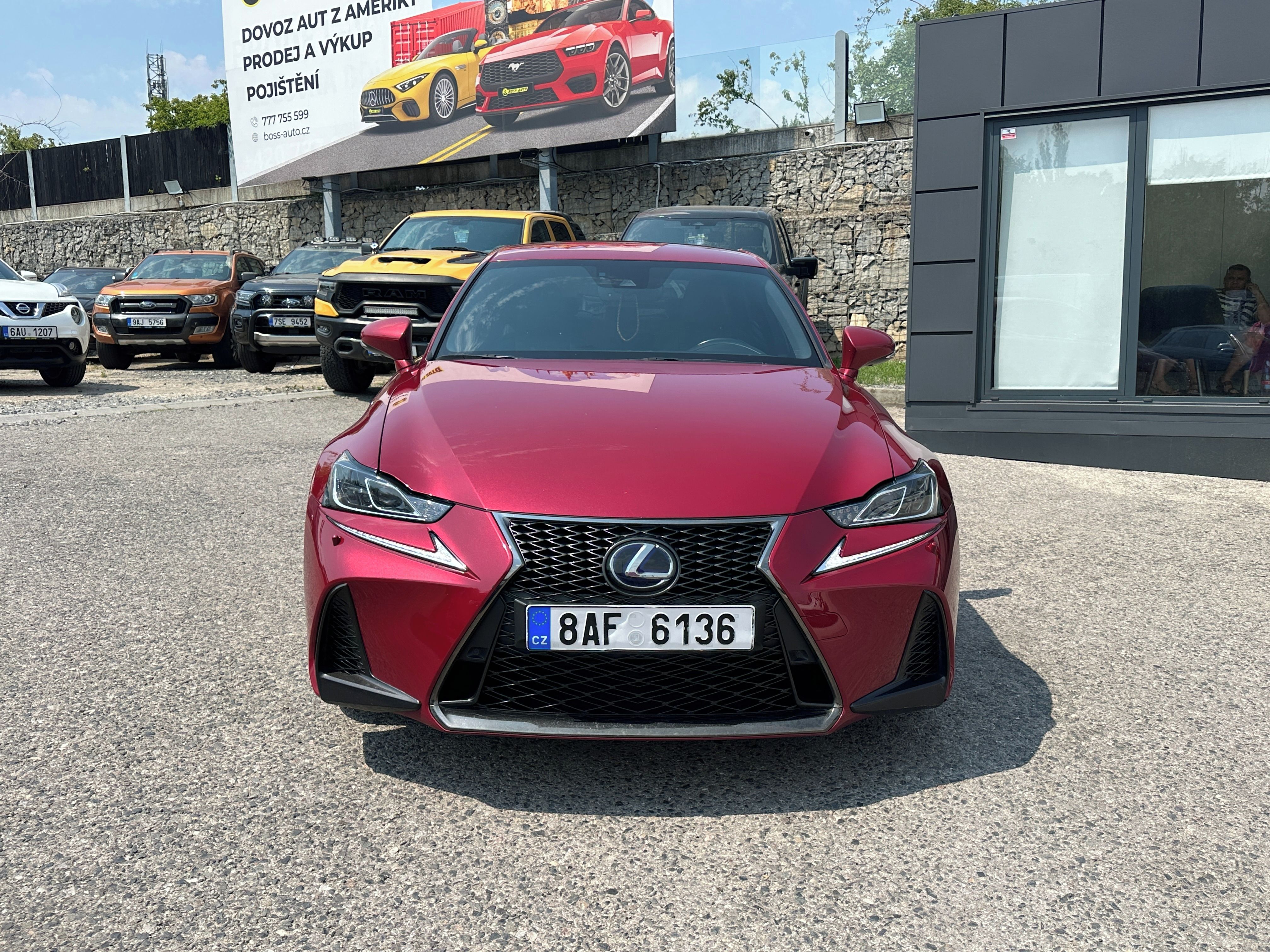 Lexus IS, Lexus IS 300h 2020 - fotka 3