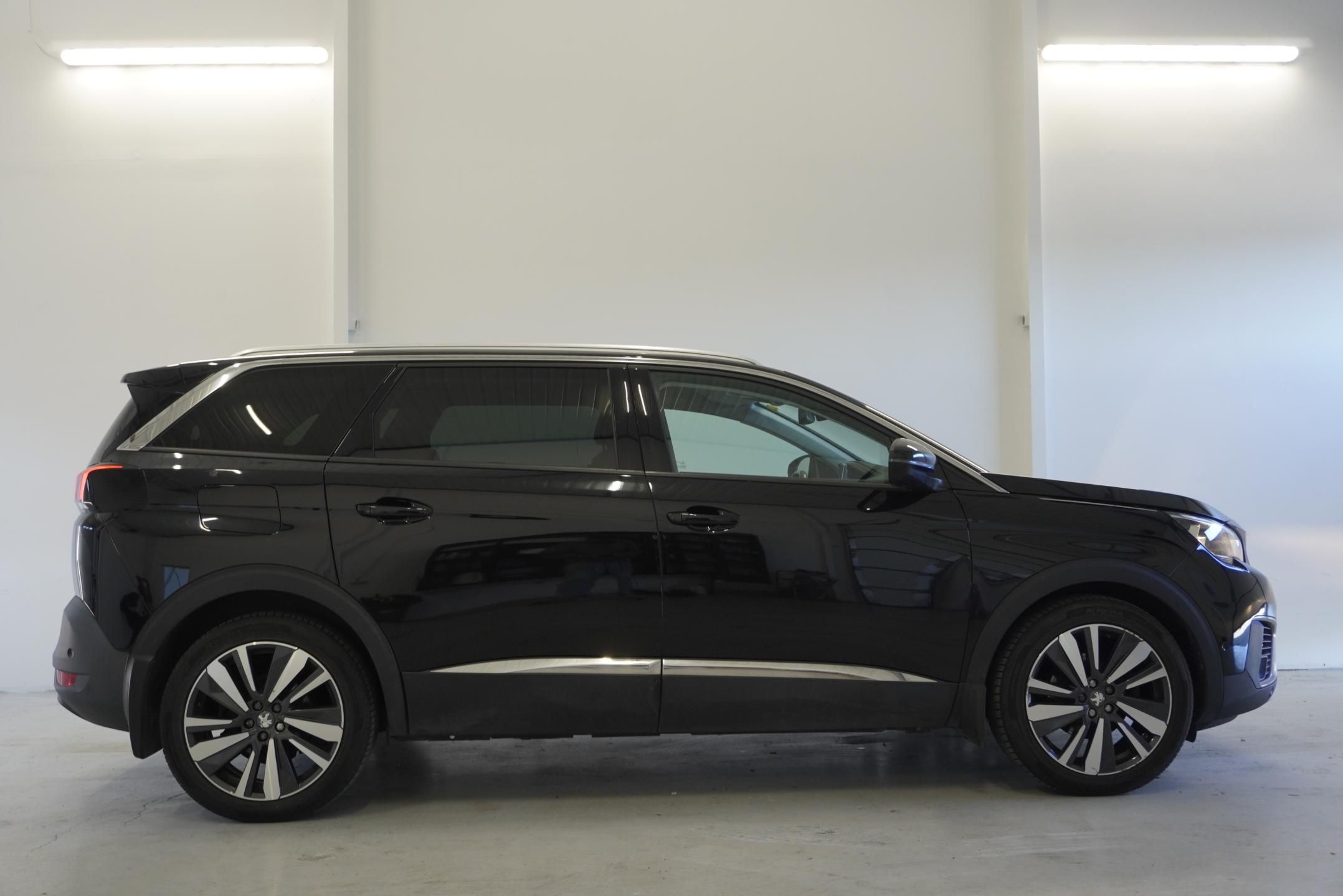 Peugeot 5008, 5008  1,2I 96 kW ALLURE 7 MÍST - fotka 4