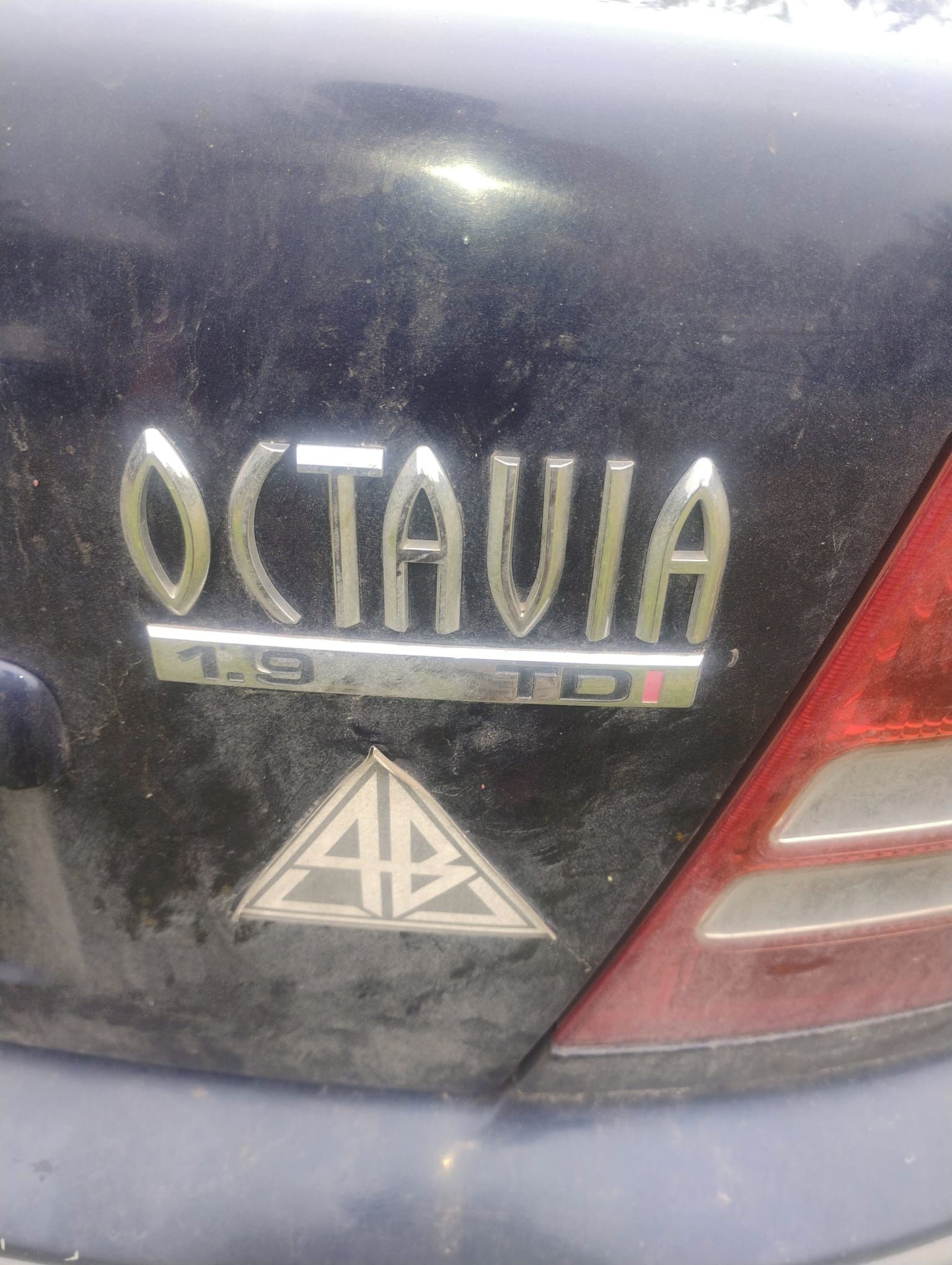 Škoda Octavia - fotka 4