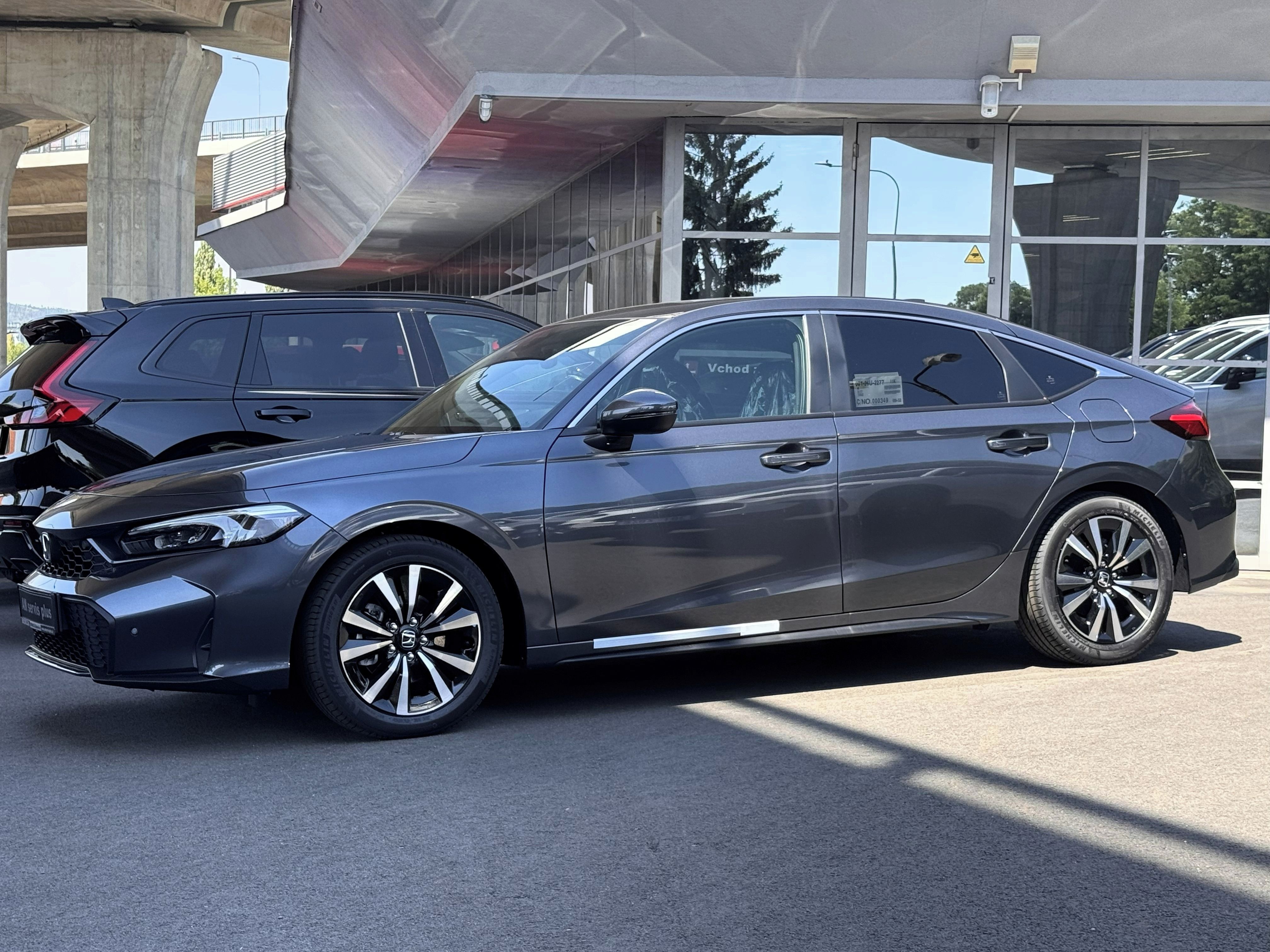 Honda Civic, 2.0e:HEV Elegance - fotka 5