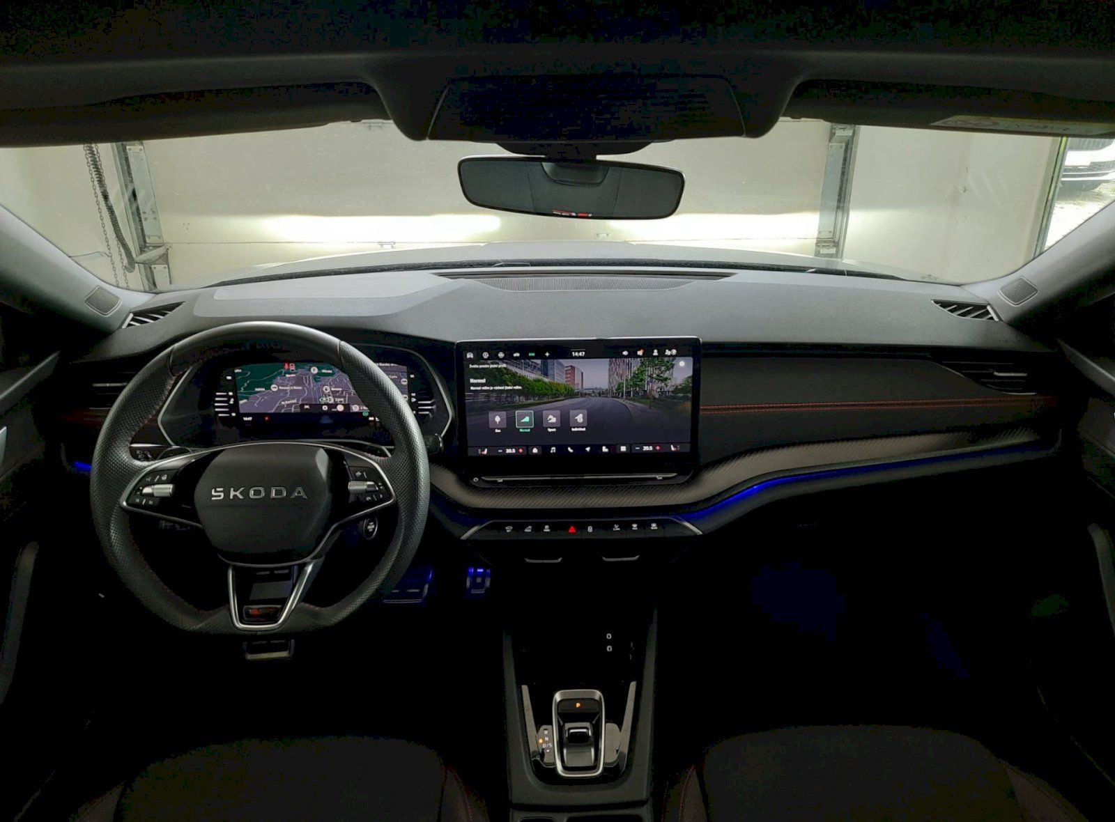 Škoda Octavia, 2,0 TSI 195kW Combi RS - fotka 5
