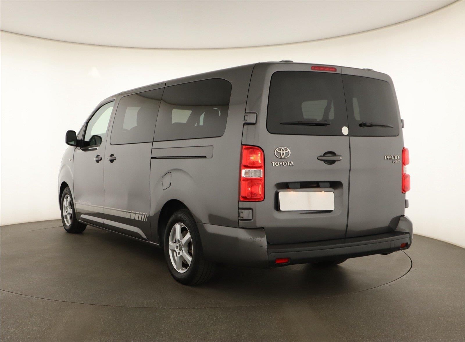 Toyota Proace Verso, 1.6 D-4D, 9 míst, L2, Tempomat - fotka 4