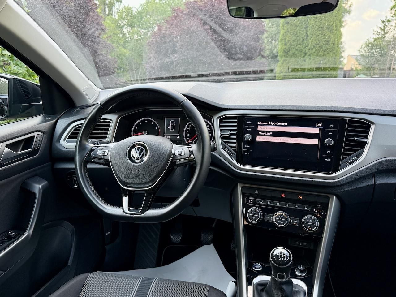 Volkswagen T-Roc, 1,5TSi 110kW Maraton TAŽNÉ ČR - fotka 6