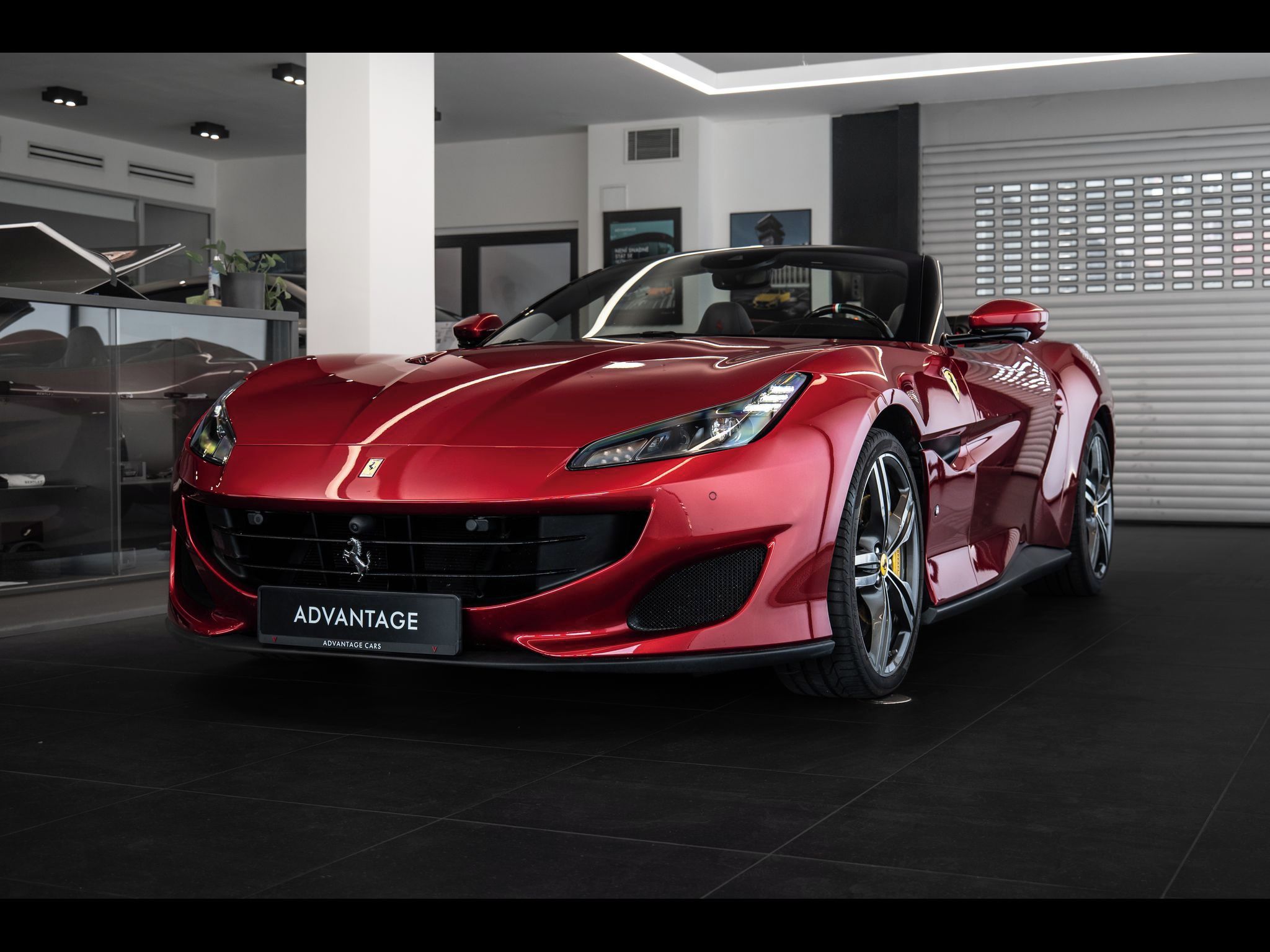 Ferrari Portofino, JBL/360/Rosso Portofino/Kerami