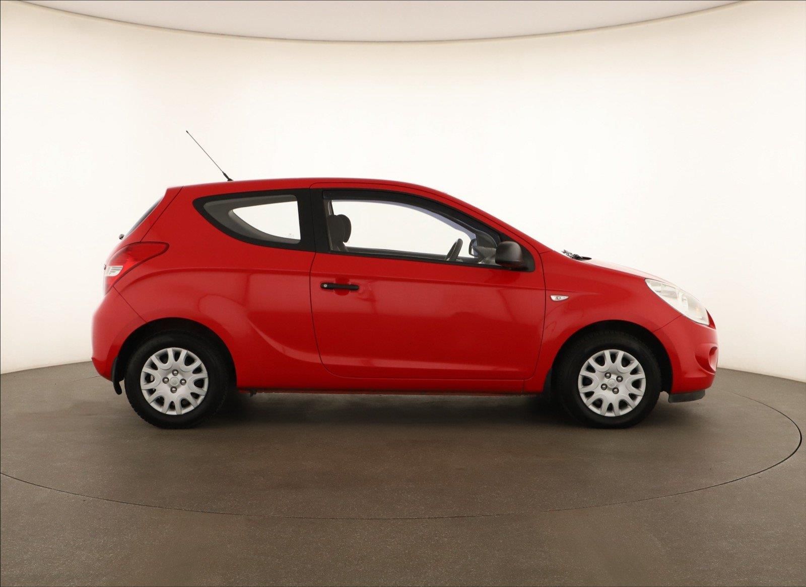 Hyundai i20, 1.2, jezdí výborně - fotka 6