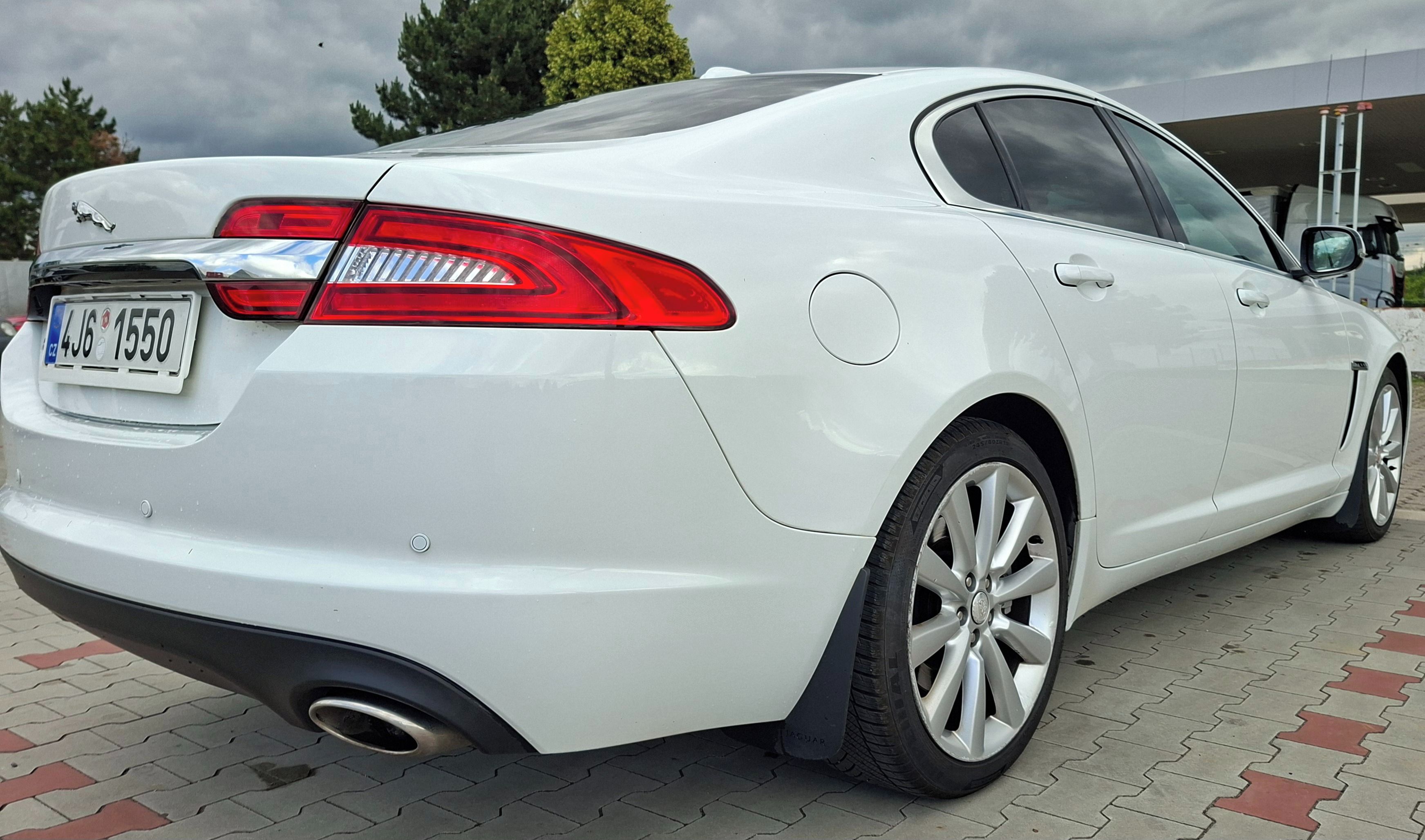 Jaguar XF, Jaguar XF, 2.2Disel,kompl.serv - fotka 4