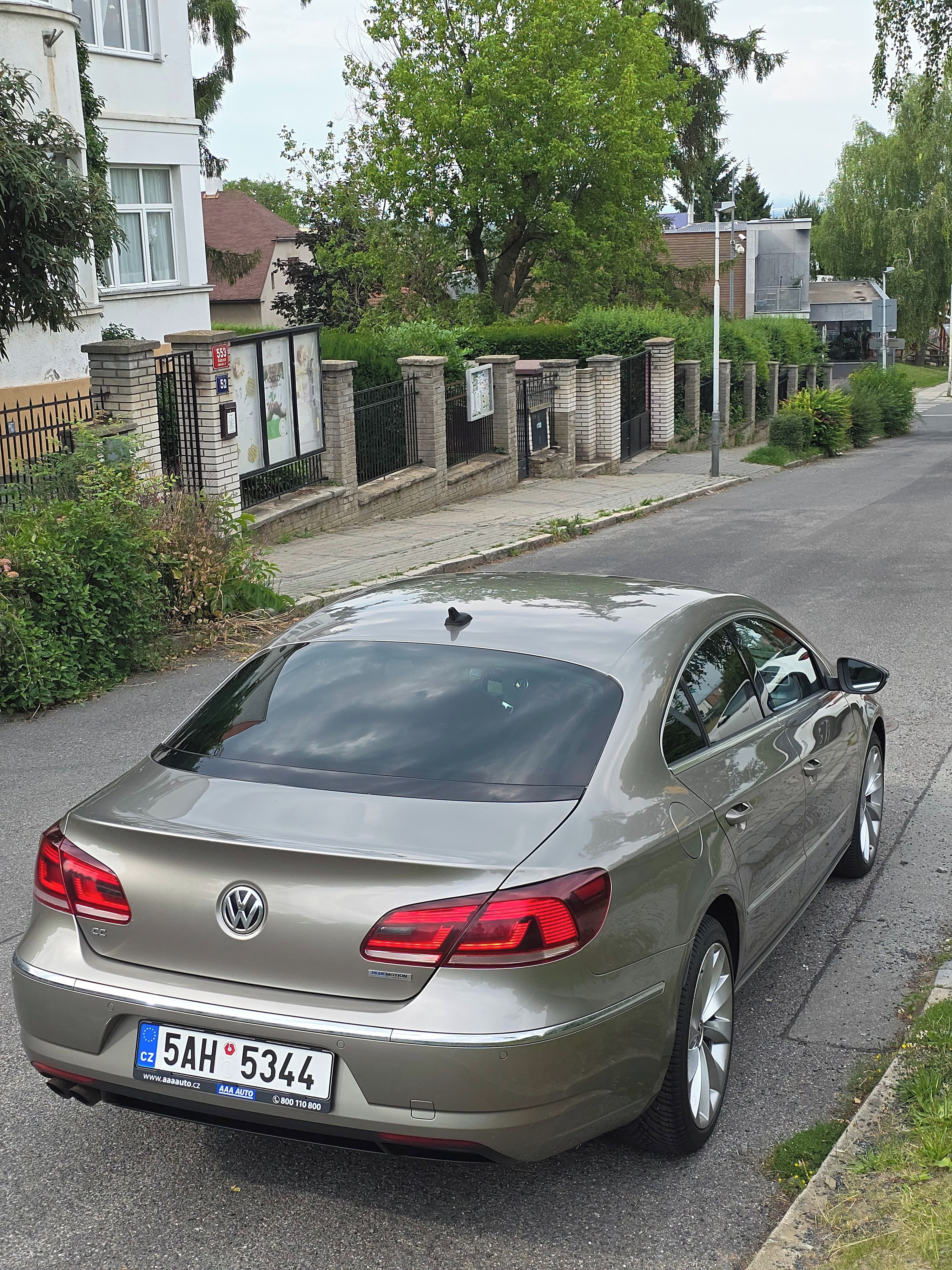 Volkswagen CC, 2.0 TDI 103 Kw DSG, Bi-xenon - fotka 6