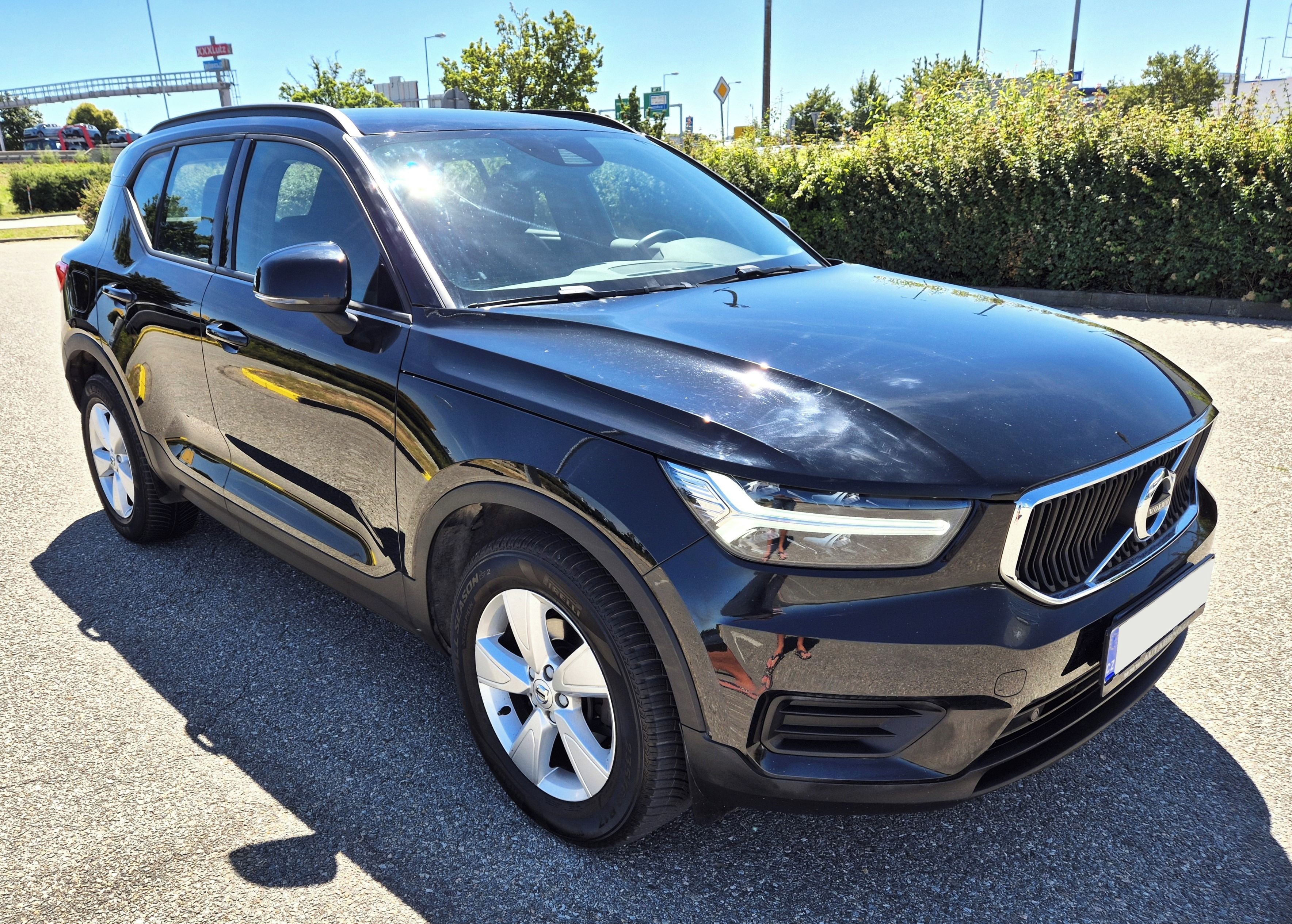 Volvo XC40, 1.5i 163PS 1.MAJ MANUÁL ! LED - fotka 3