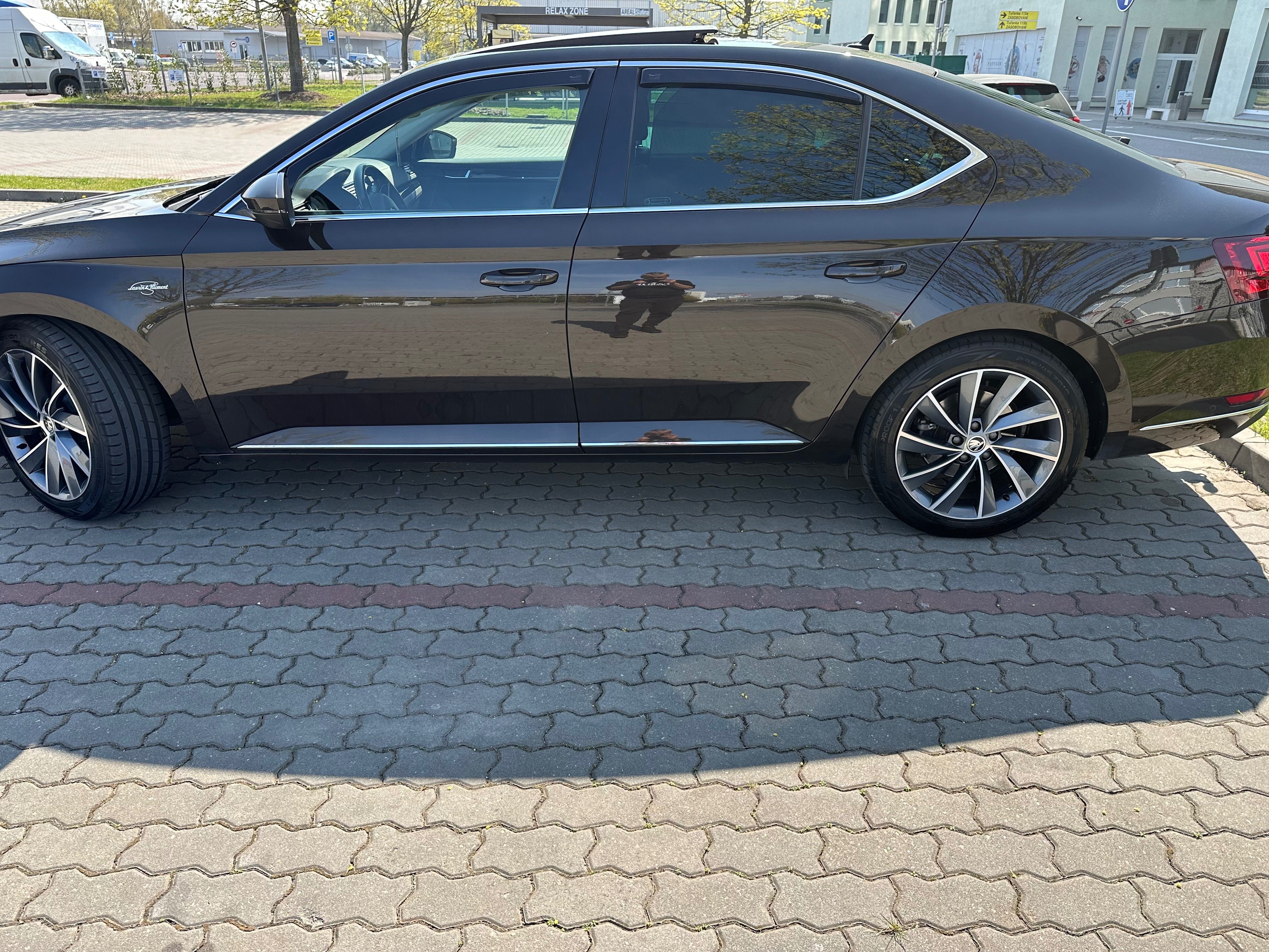 Škoda Superb, 2.0.TDI 140. KW 4X4 DSG. - fotka 5