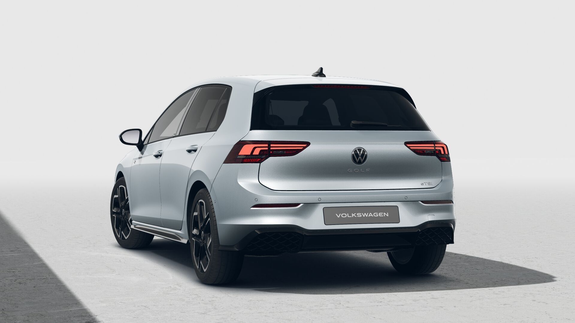 Volkswagen Golf, Golf R-Line People 1,5 eTSI - fotka 3