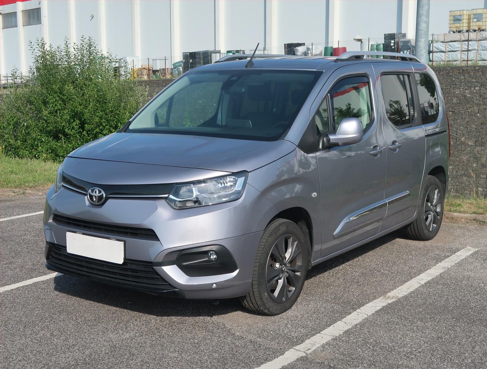 Toyota Proace City Verso, 1.5 D-4D, Family, 5Míst, Klima - fotka 2